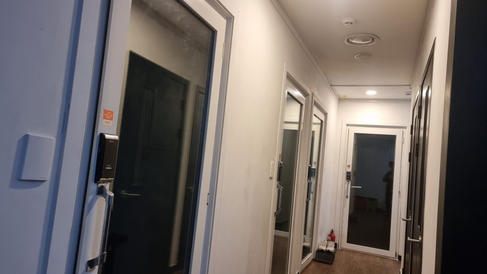 1번째 스튜디오 사진