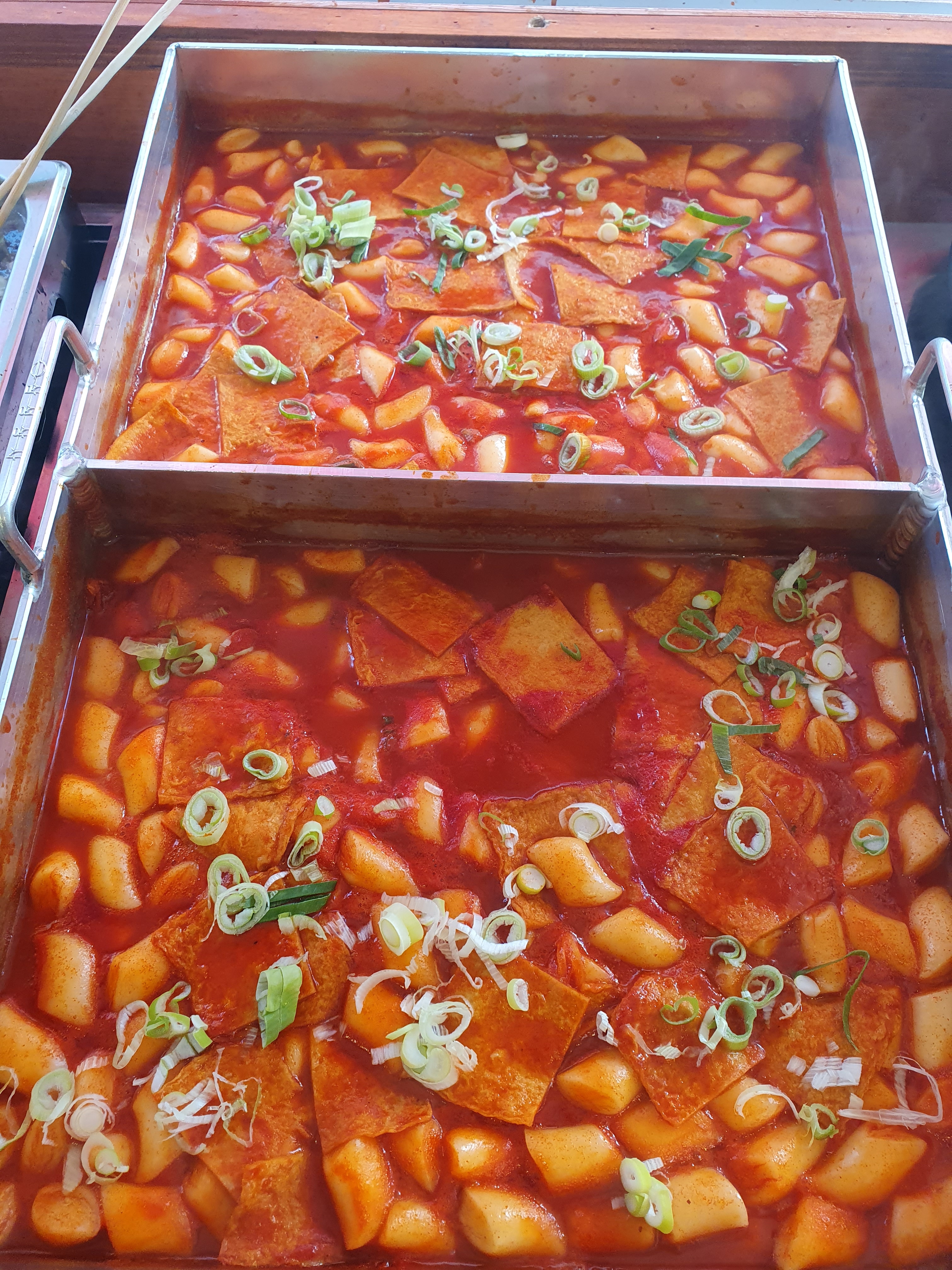 만두네밀냉면
