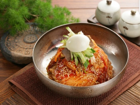 유성육면