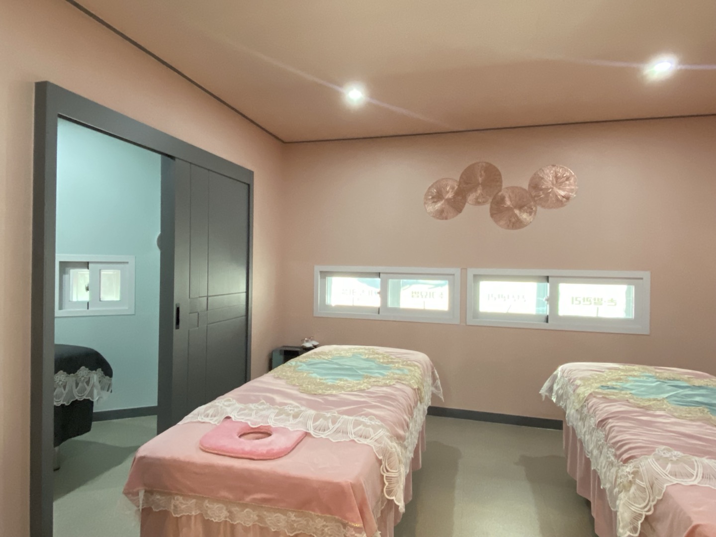 퀸 테라피 photo 6