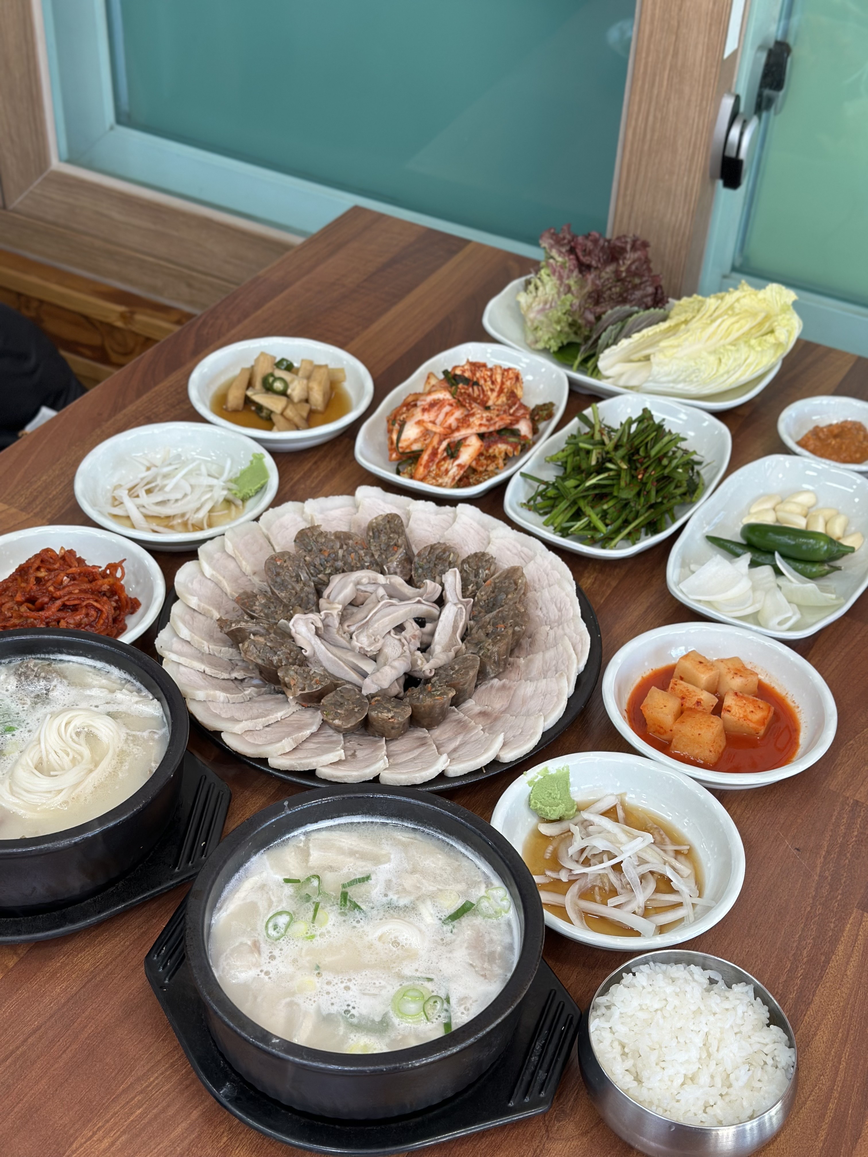 부산소문난돼지국밥