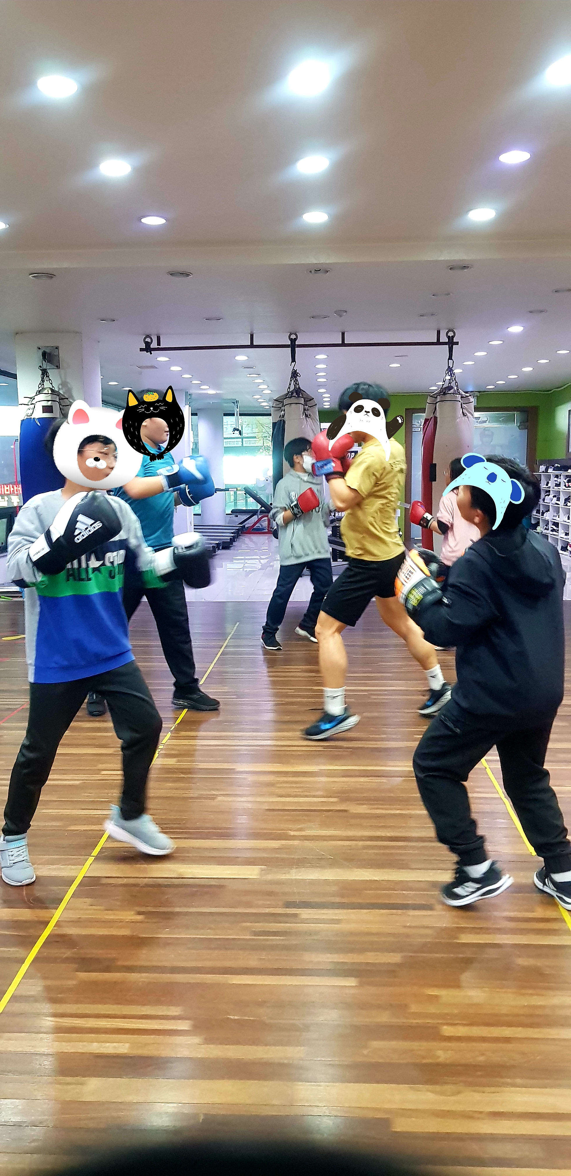 부산 북구 만덕3로 복싱체육관 팀 이지 복싱(Team EZ Boxing) 내부 모습 2
