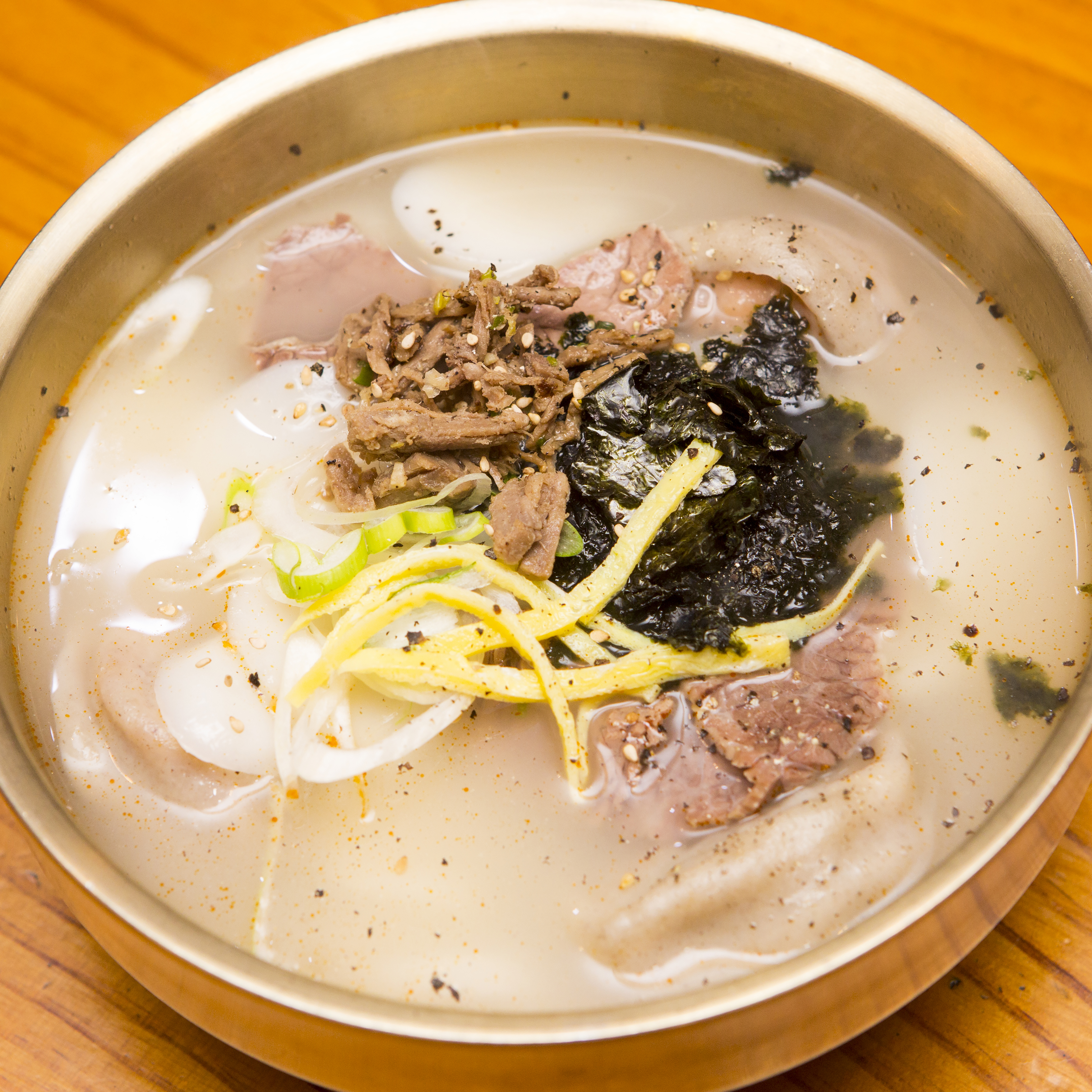 사골만두국