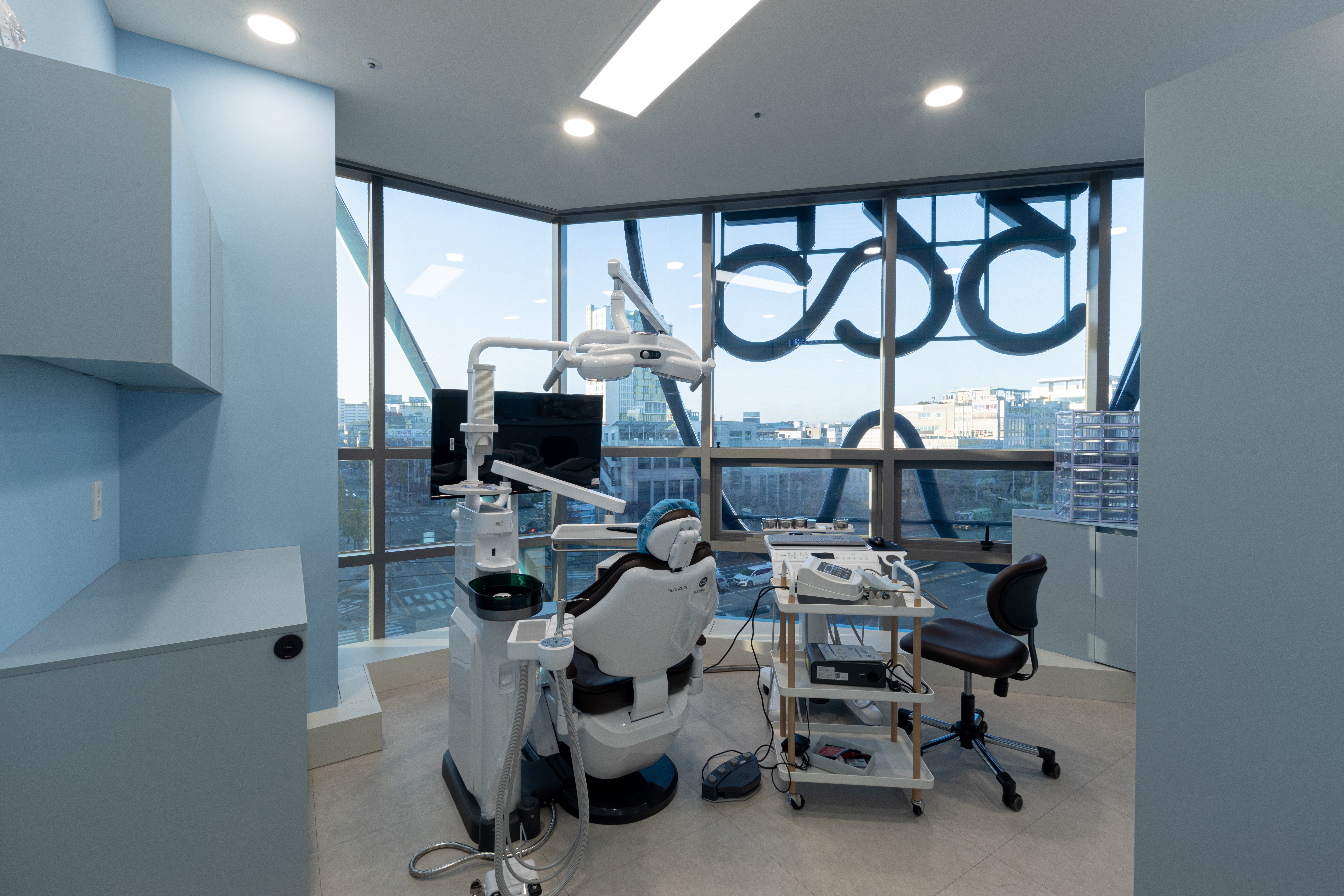 서울365스마일치과의원 대표 이미지