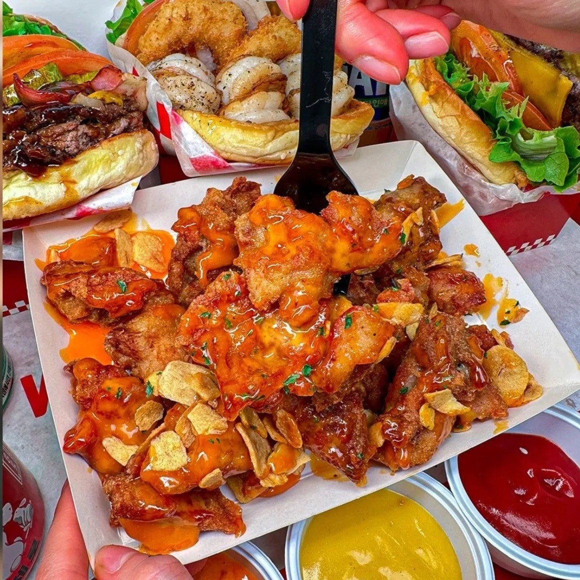 왓더버거 김해구산점