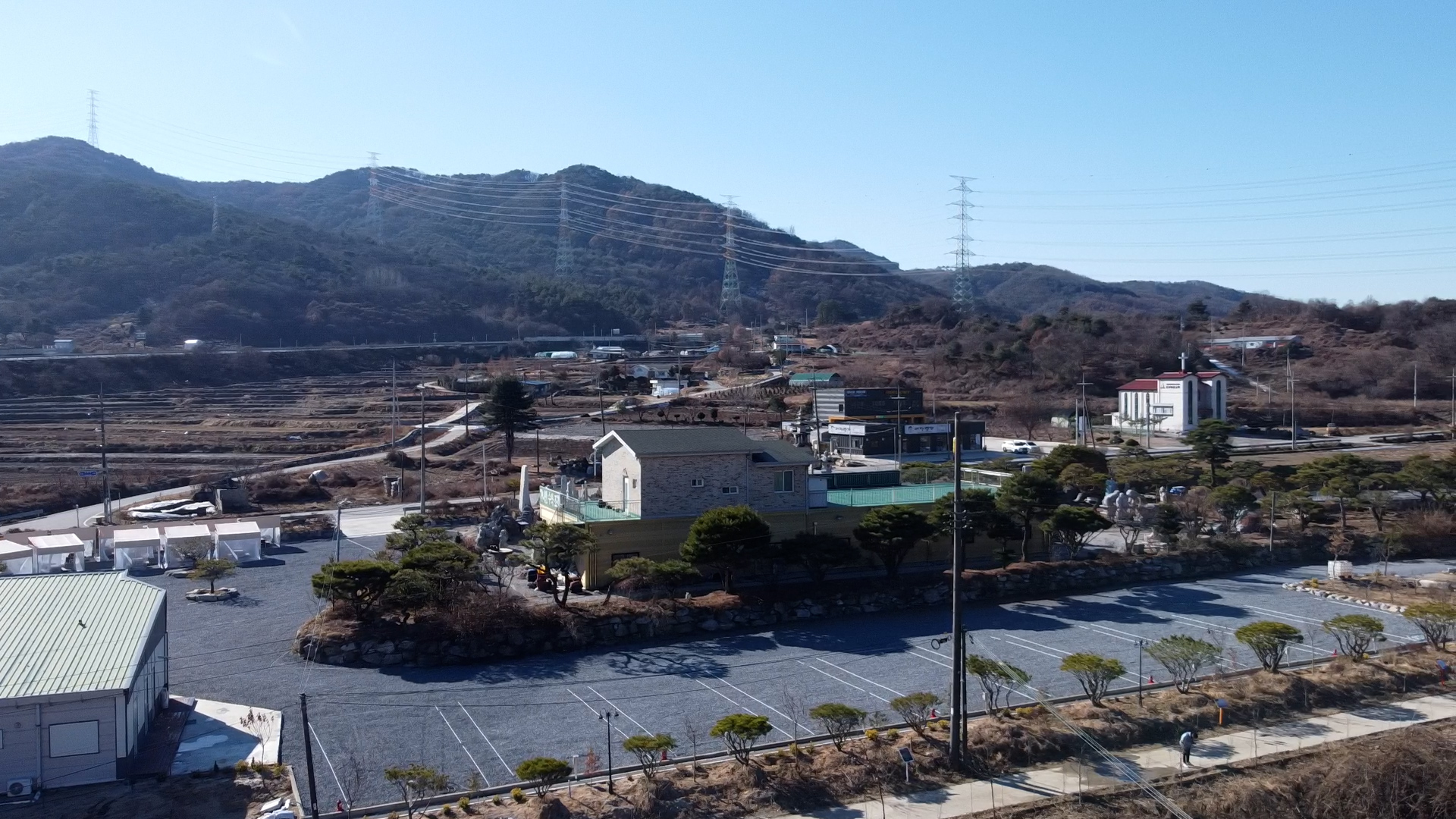 이른아침 바베큐장