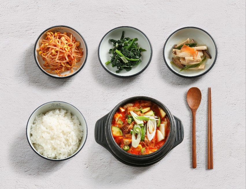오가 무쇠철판삼겹 본점