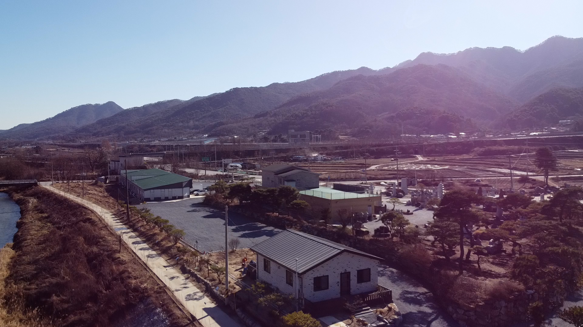 이른아침 바베큐장