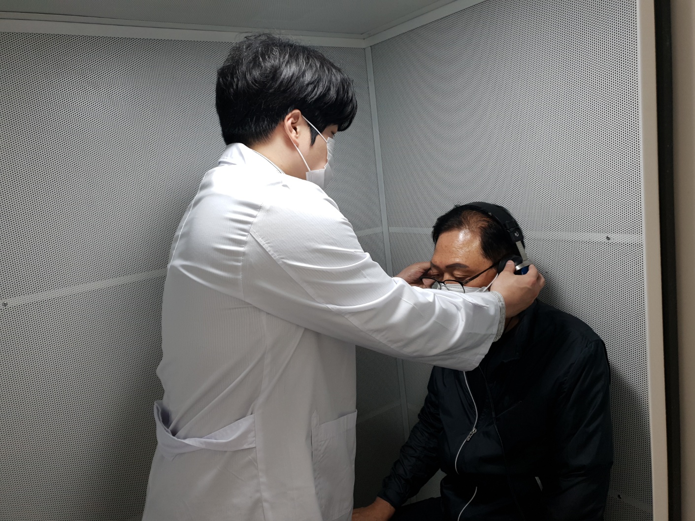 난청엔보청기 대표 이미지