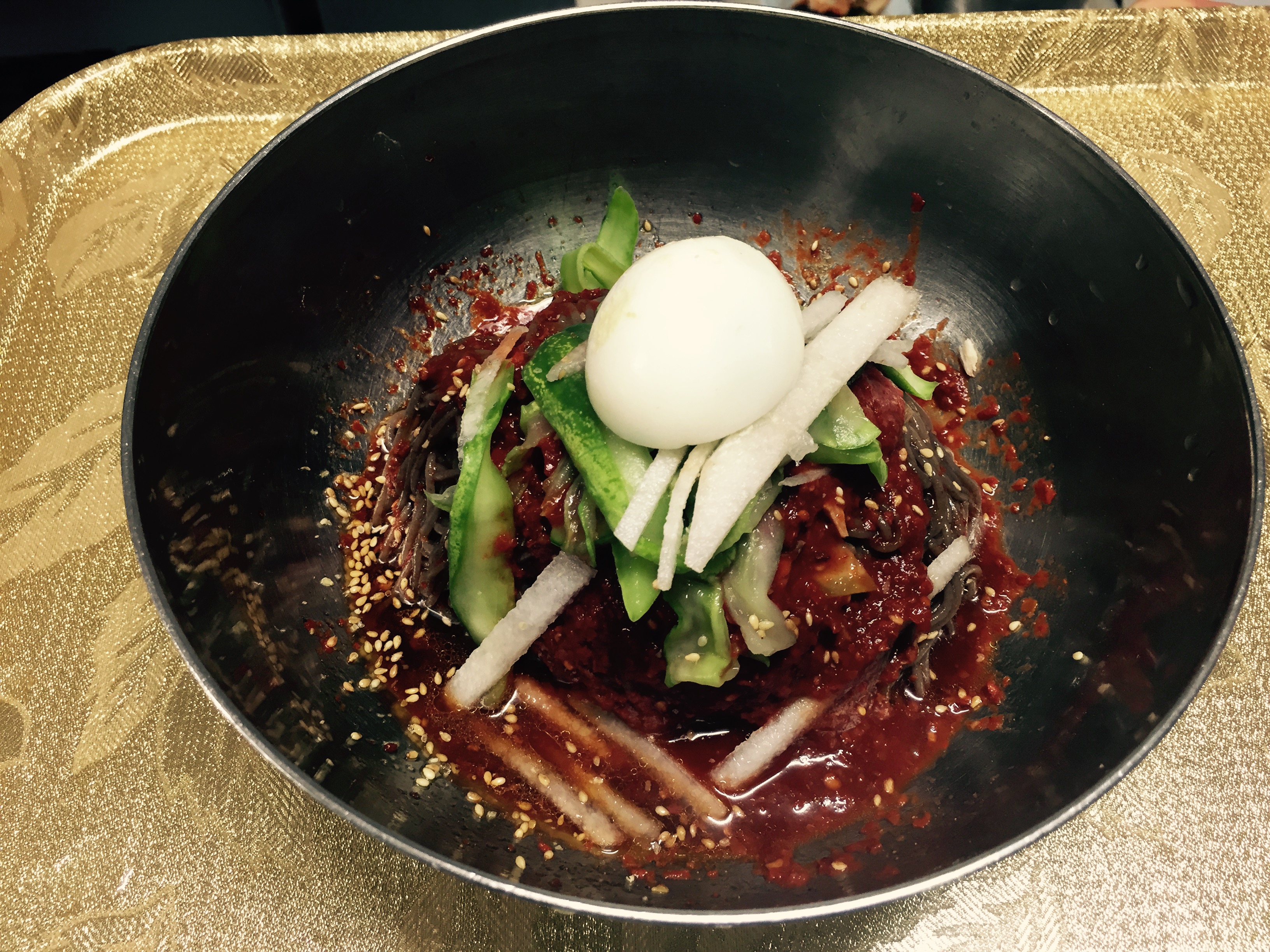 비빔냉면