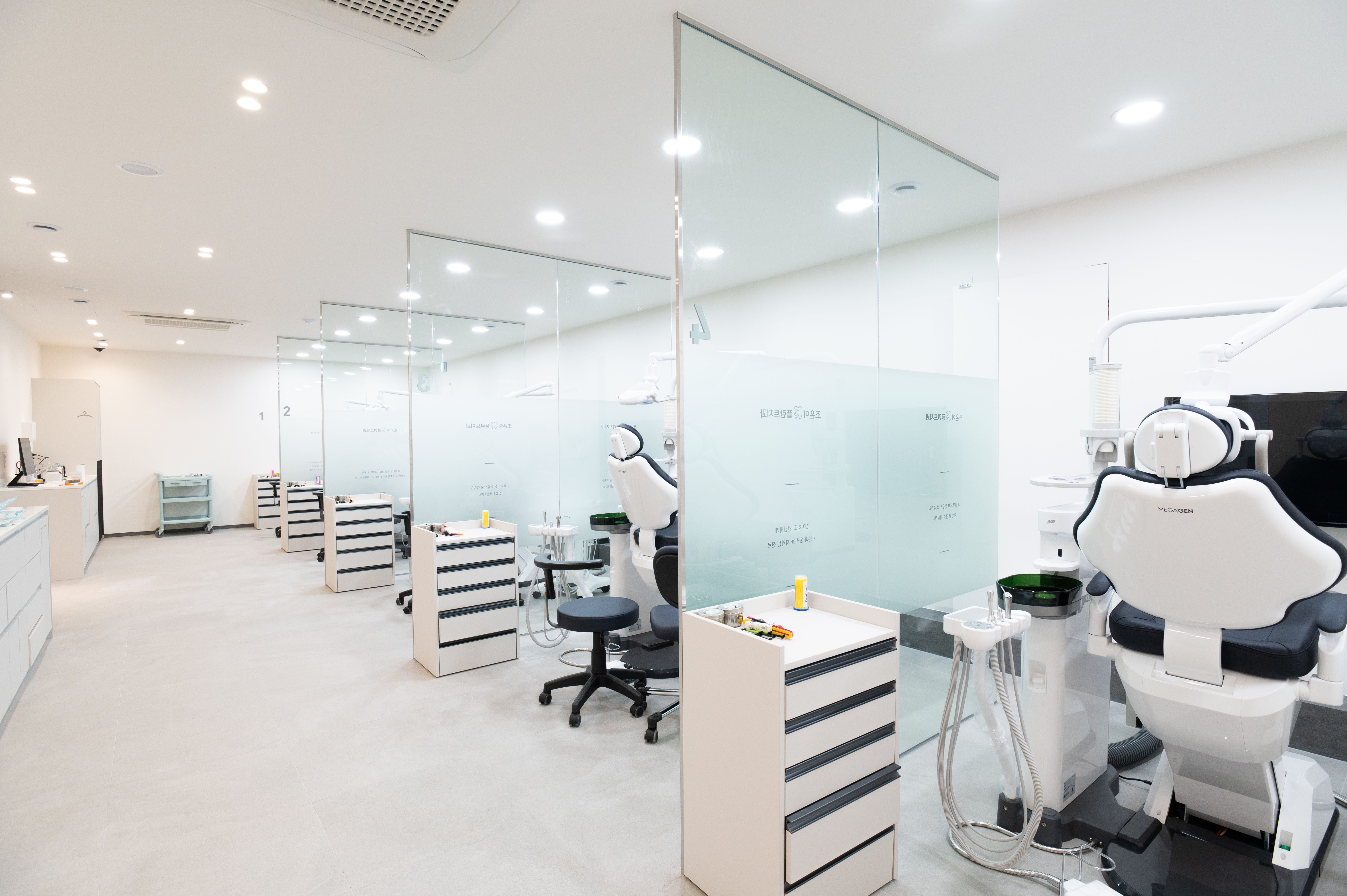 강릉조은이플란트치과의원 대표 이미지