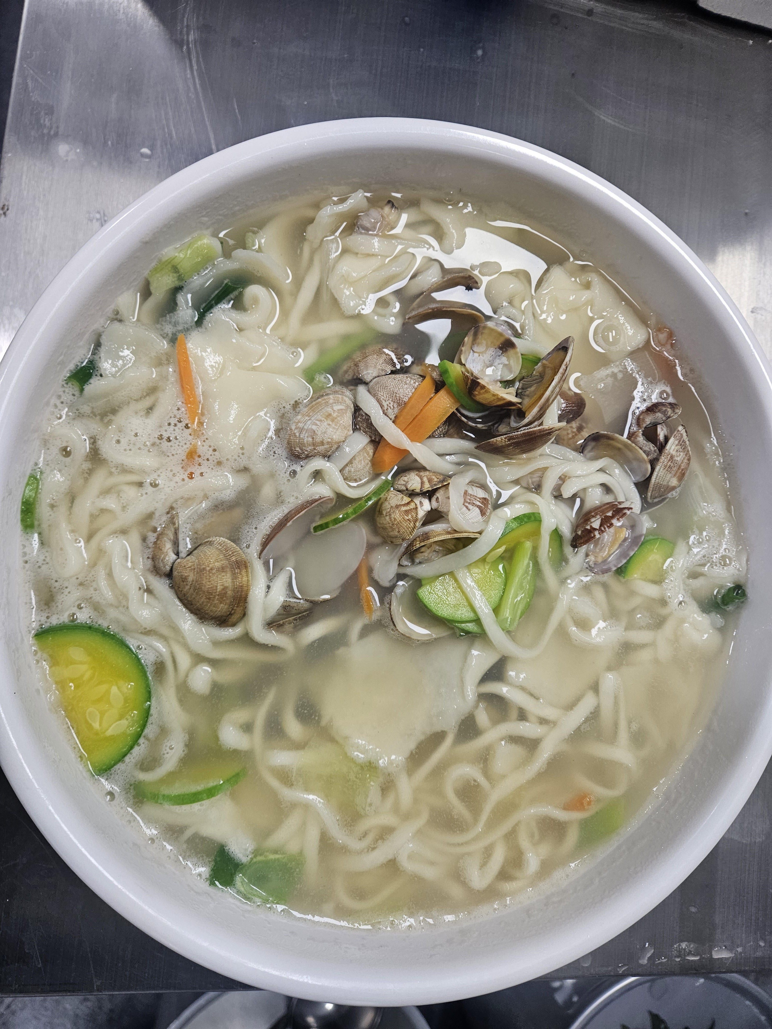 생생칼국수 & 돈돈 청라본점