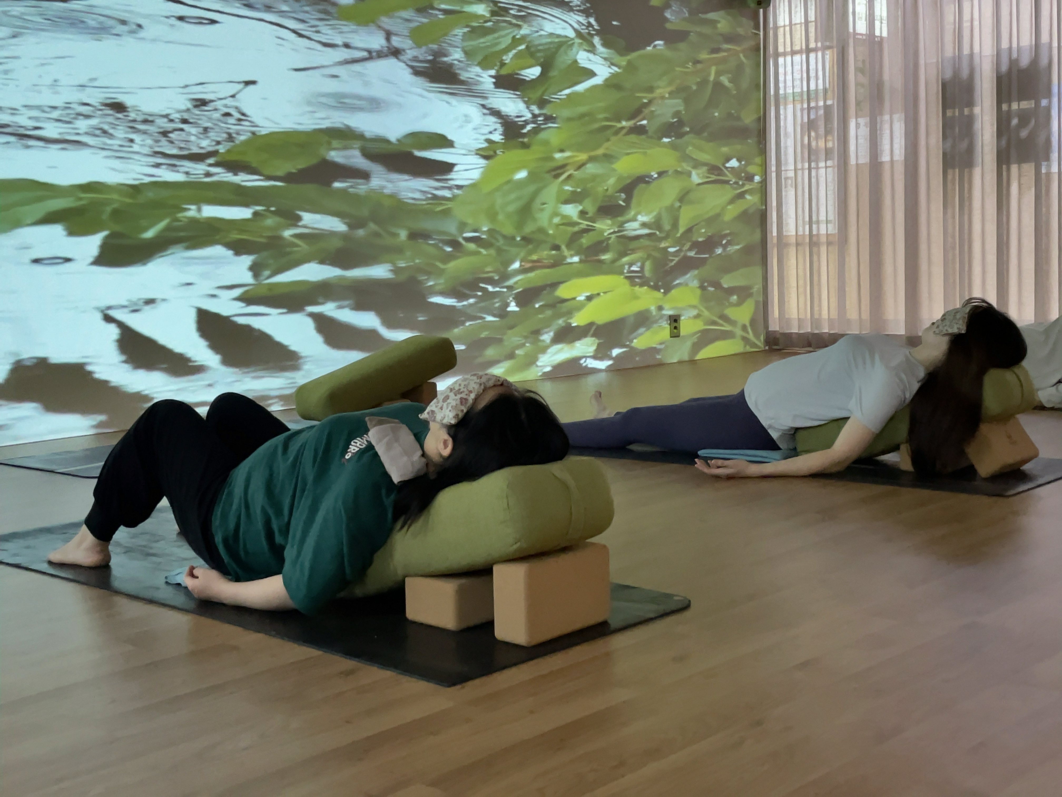 흐르다야요가 마포공덕센터 대표 이미지