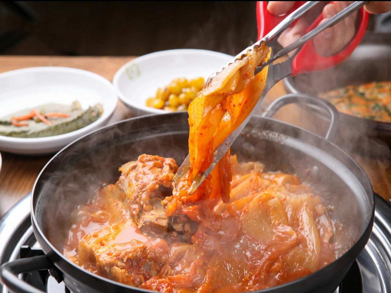 팔분갈비찜. 팔분김치찜. 호이닭발