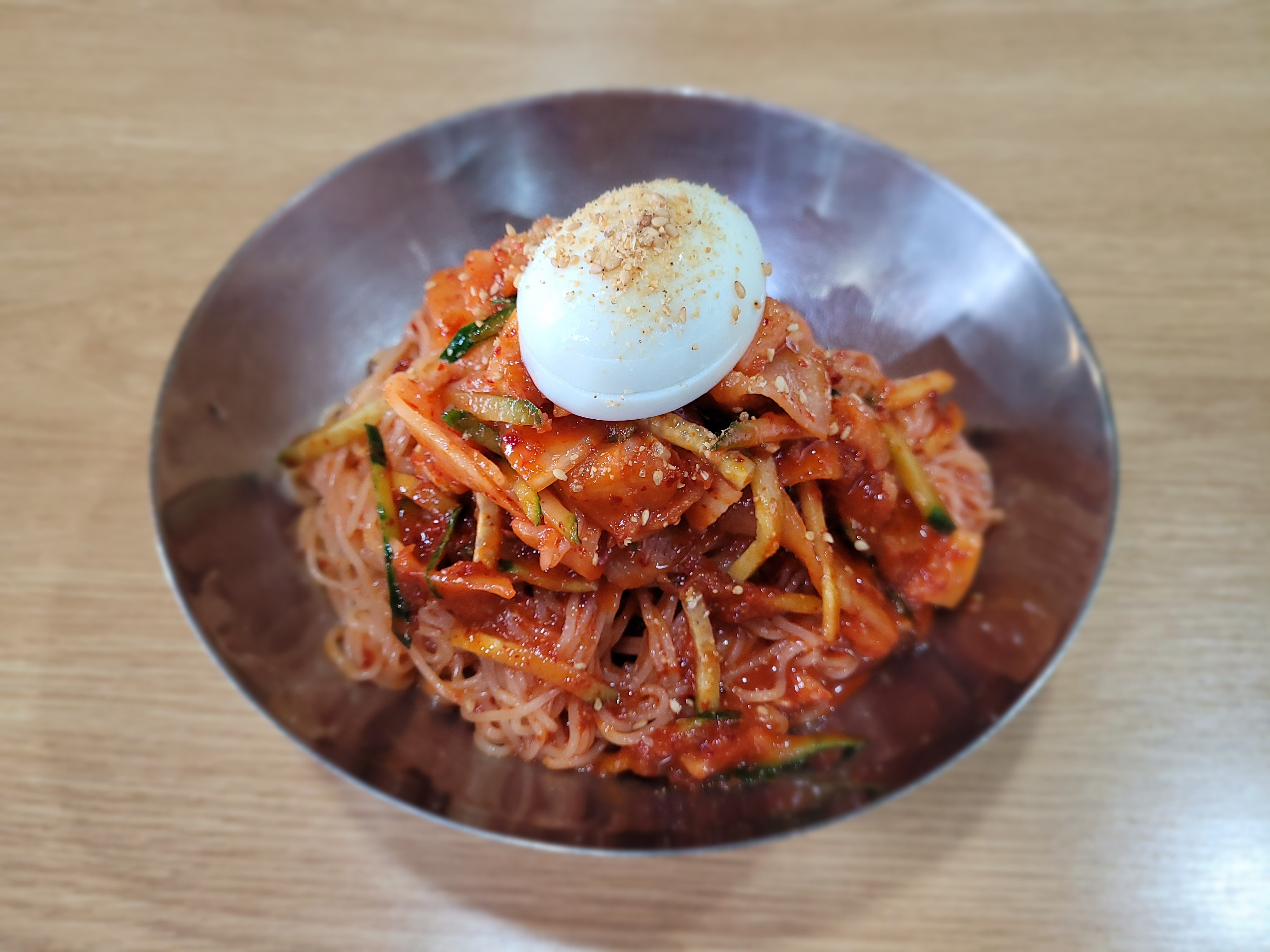 사철밀면
