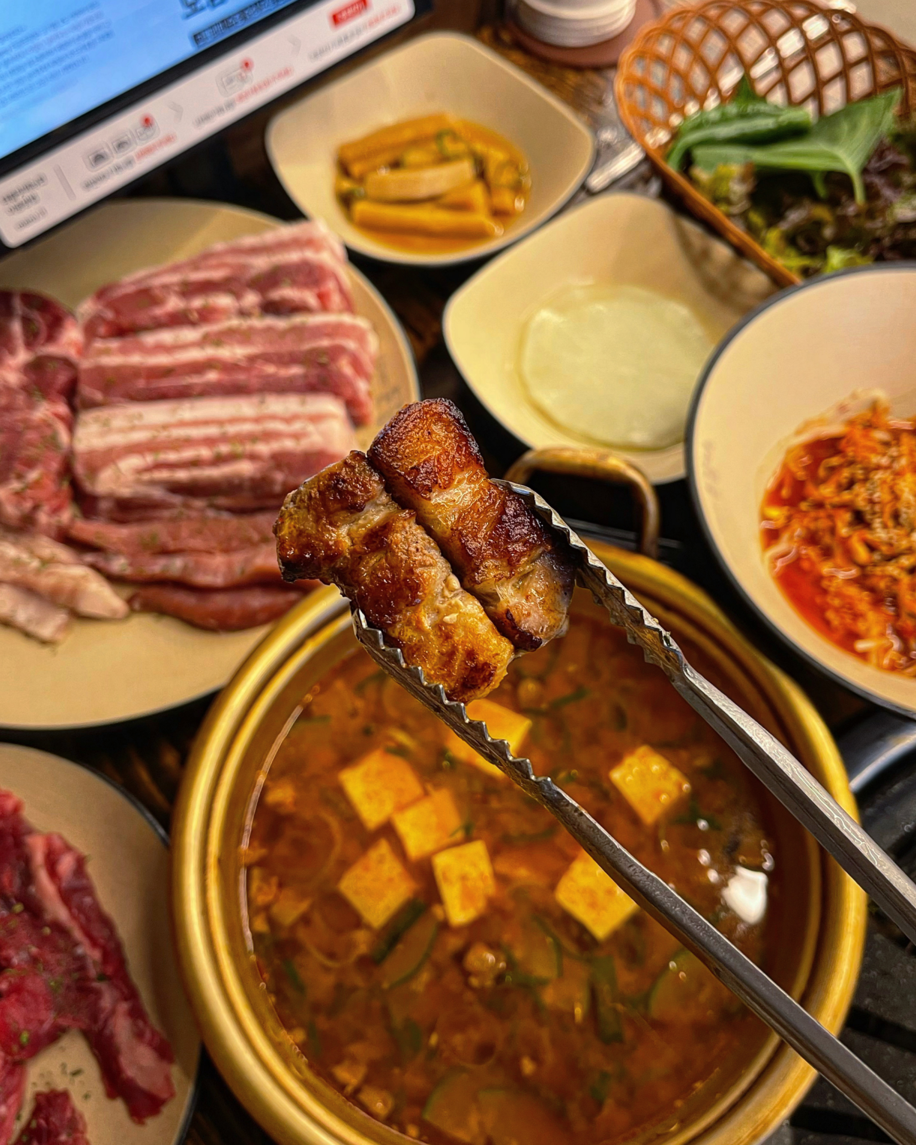 우물안의숙성돼지 돈꿉자 경산정평본점