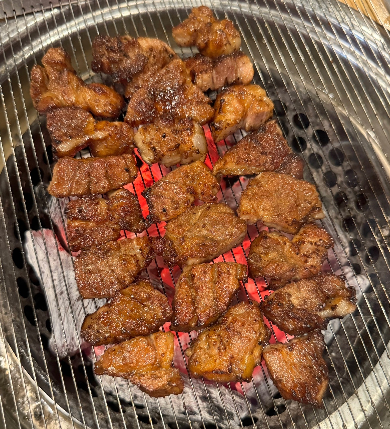 한돈참숯꼬기 문경점촌점