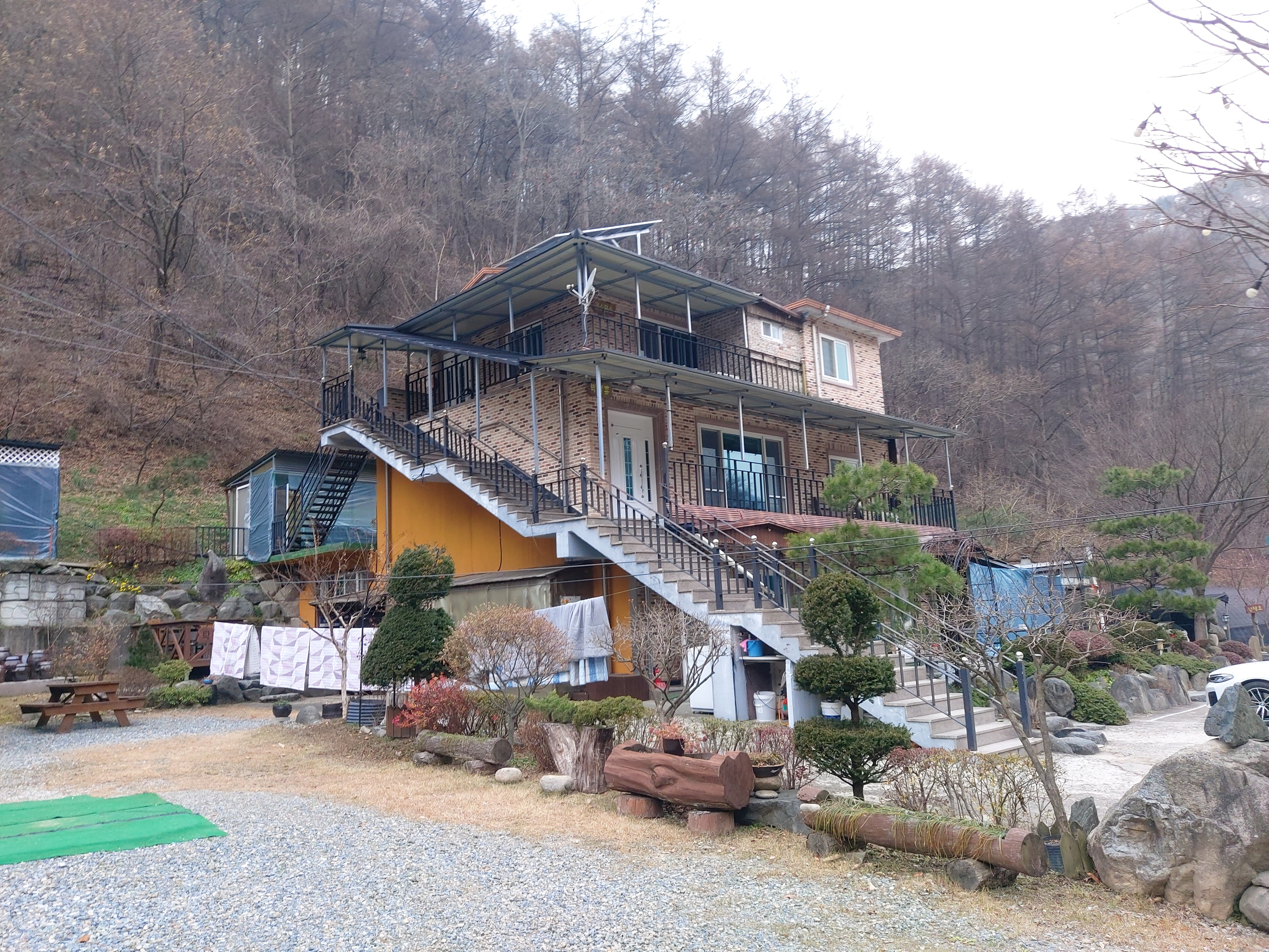 장태산풀내음쉼터펜션