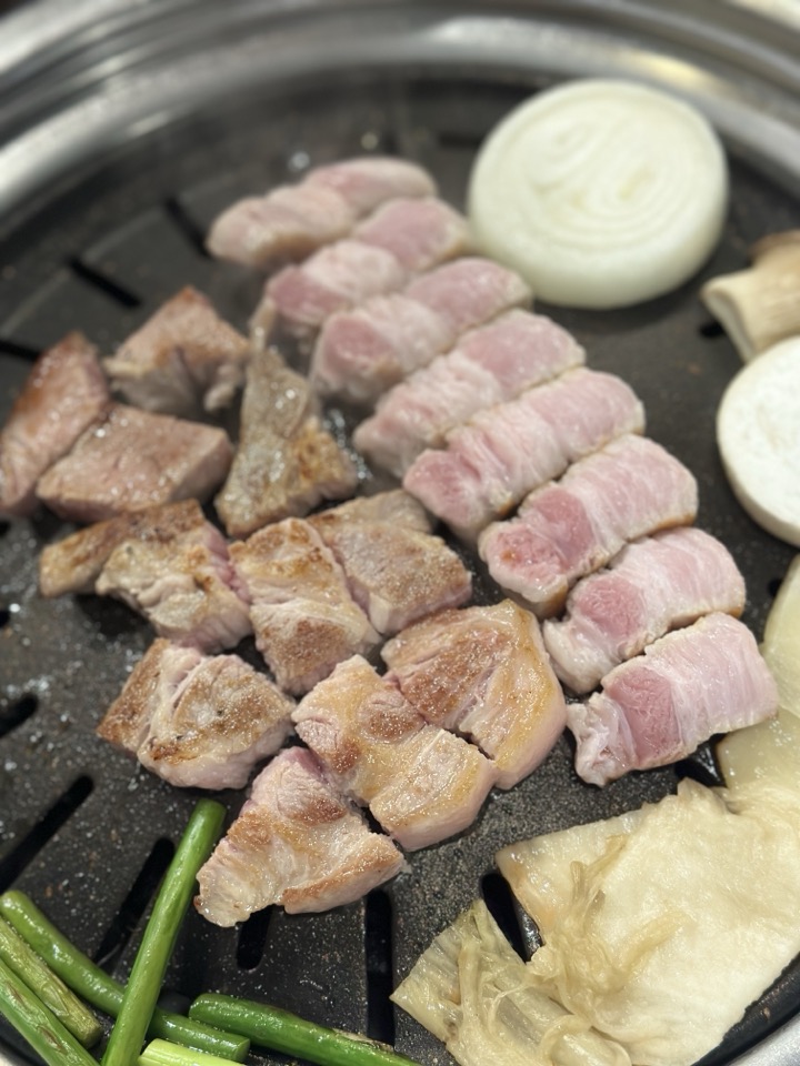 육풍 용봉점