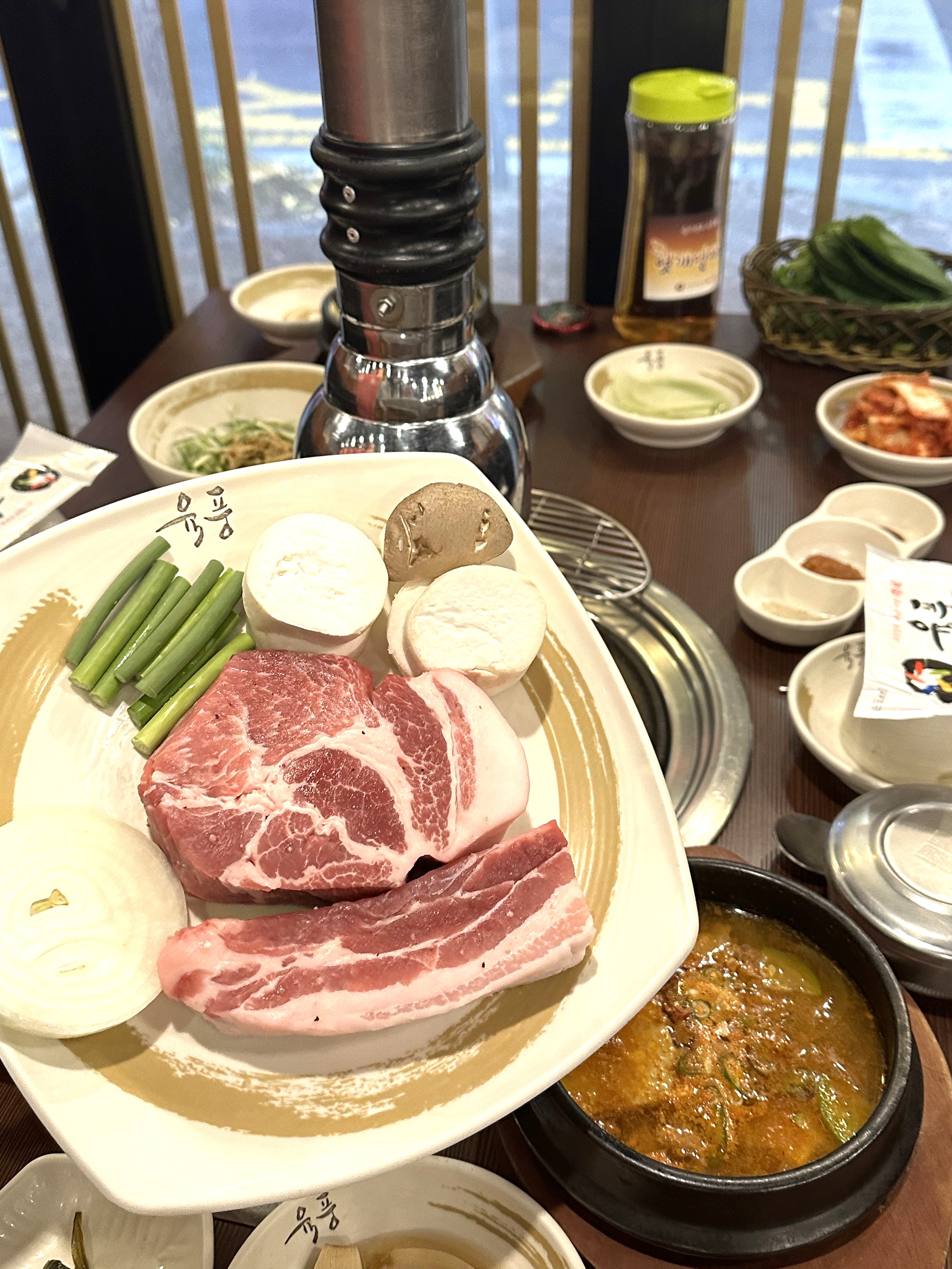 육풍 용봉점