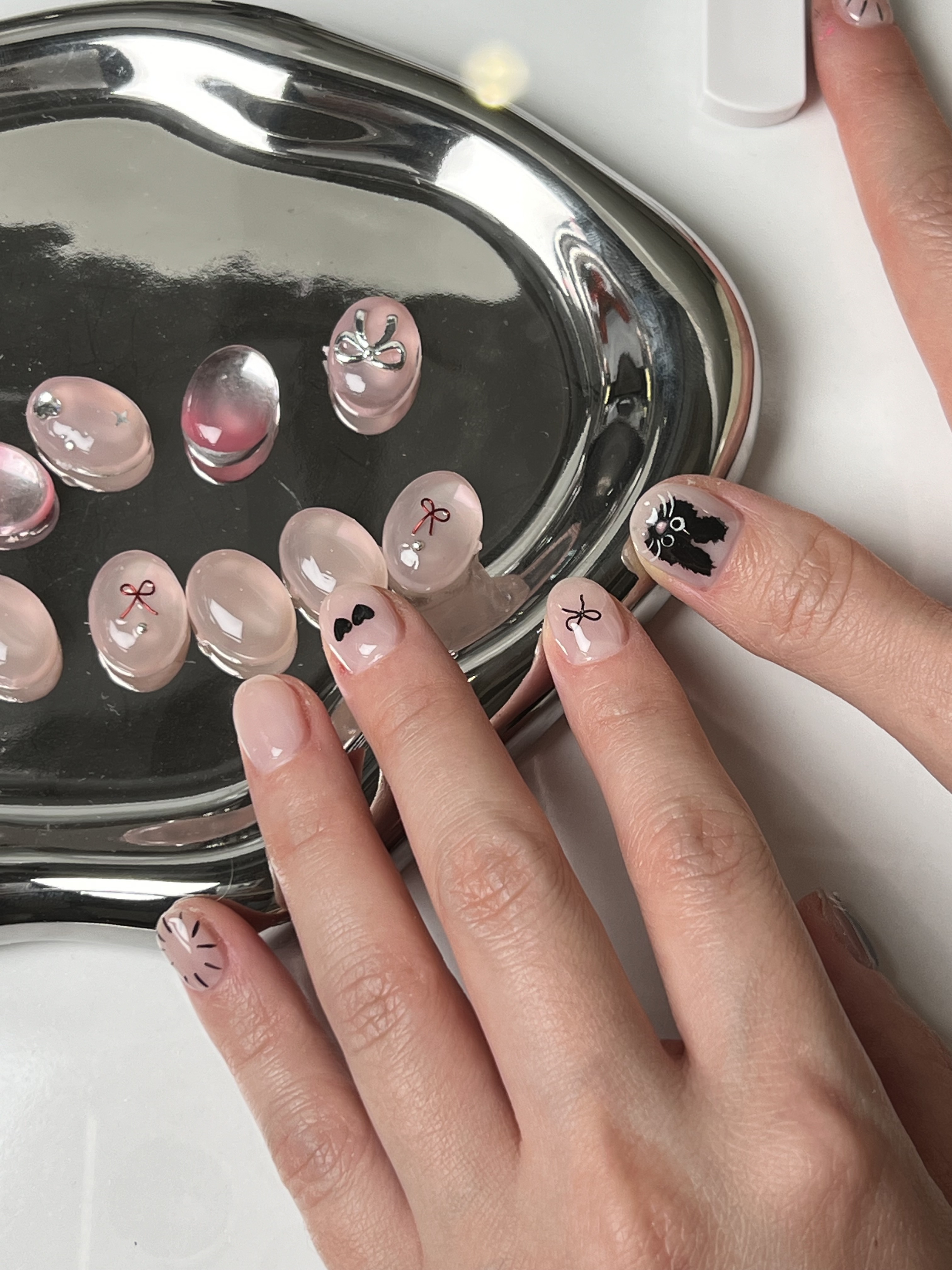 네일라이트 대표 이미지