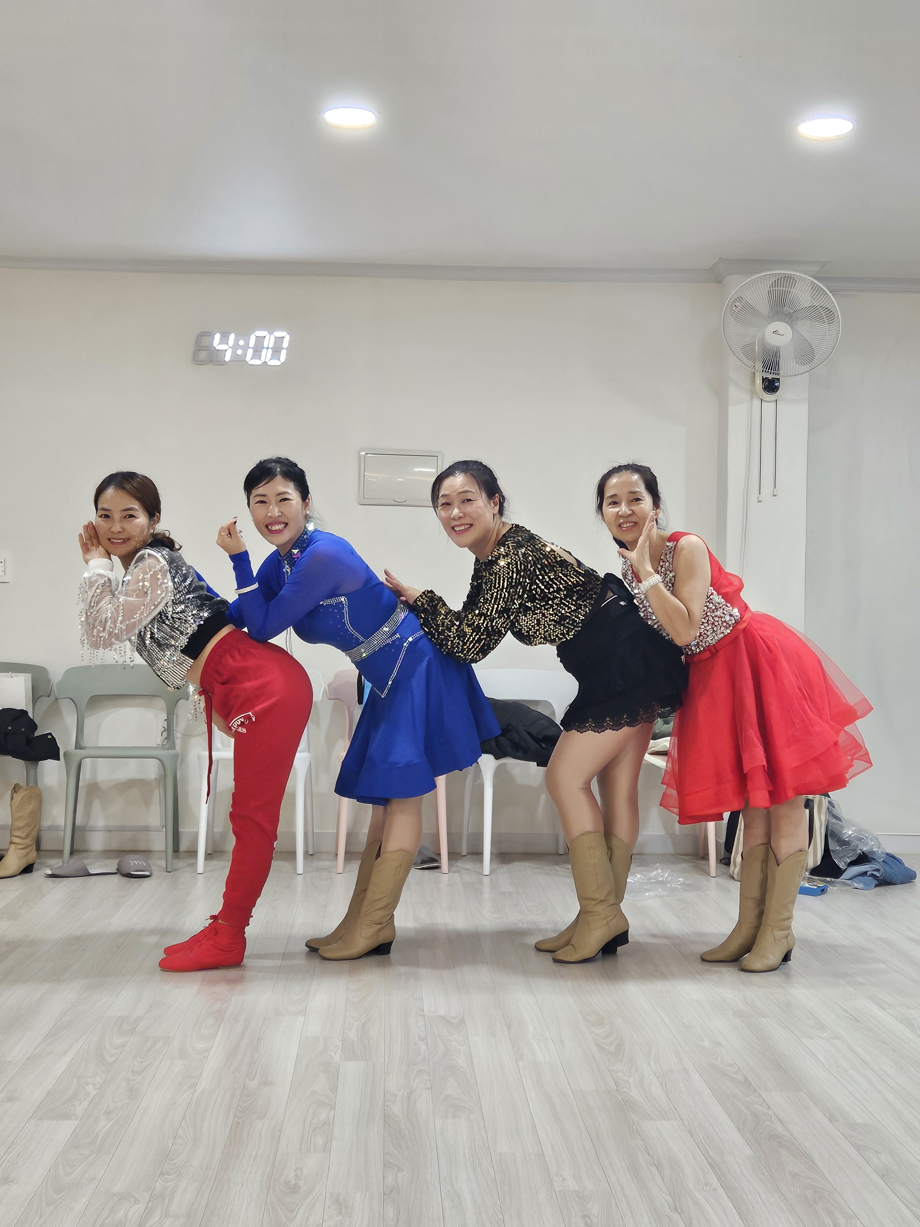 최윤선 라인댄스 아카데미