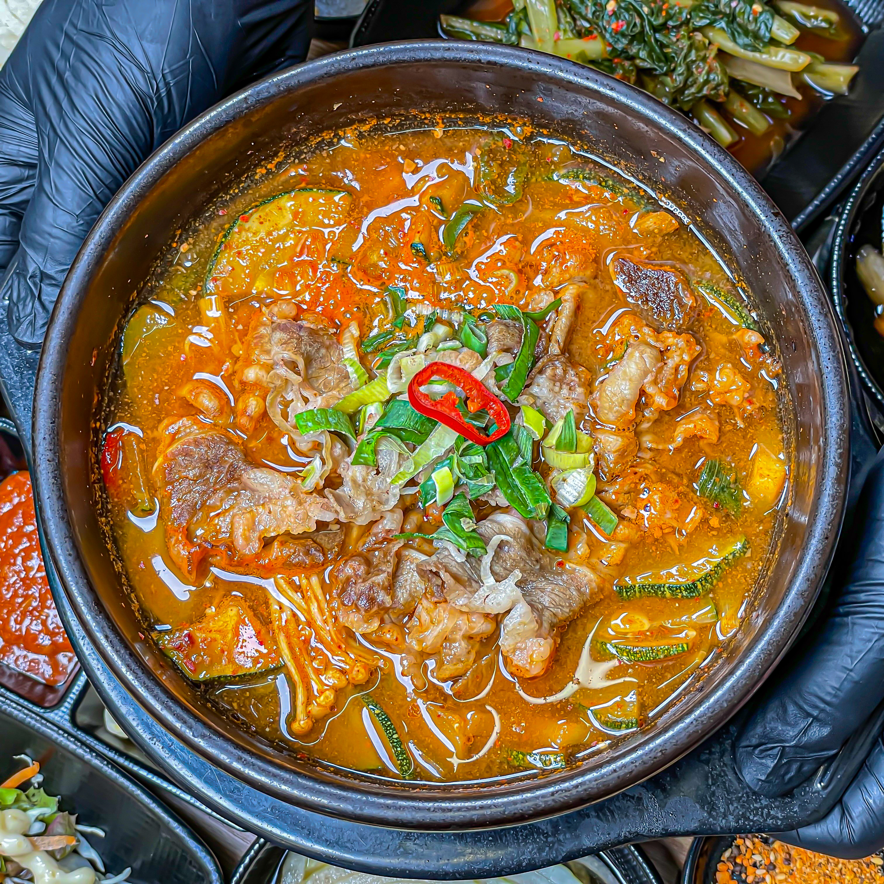 육품참숯화로구이 역북점