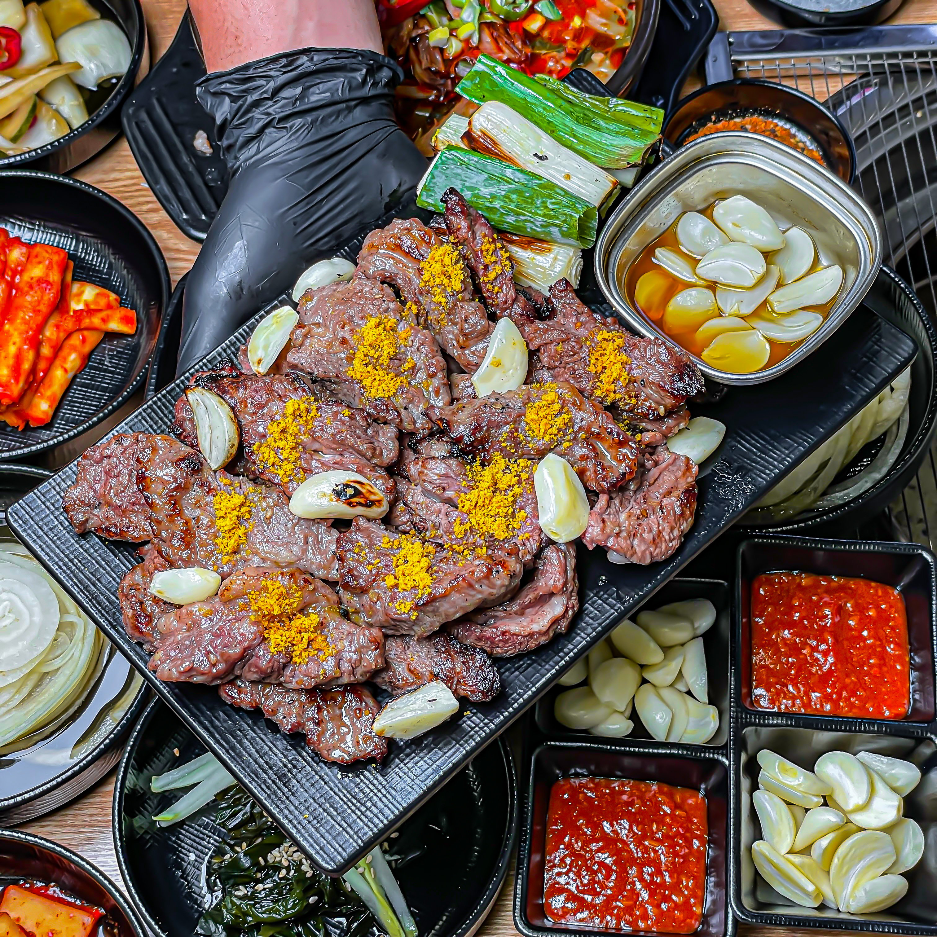 육품참숯화로구이 역북점