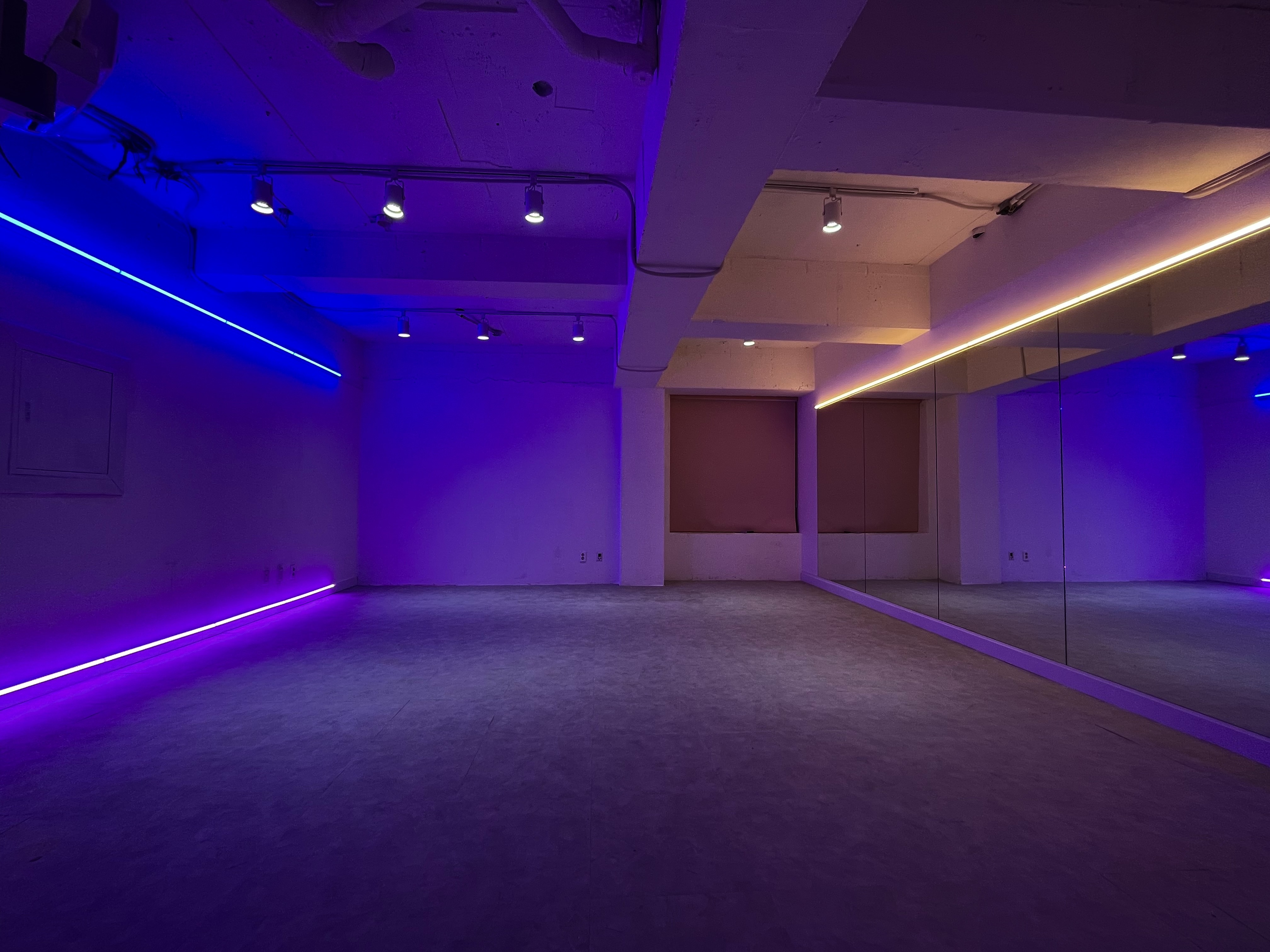 1번째 스튜디오 사진