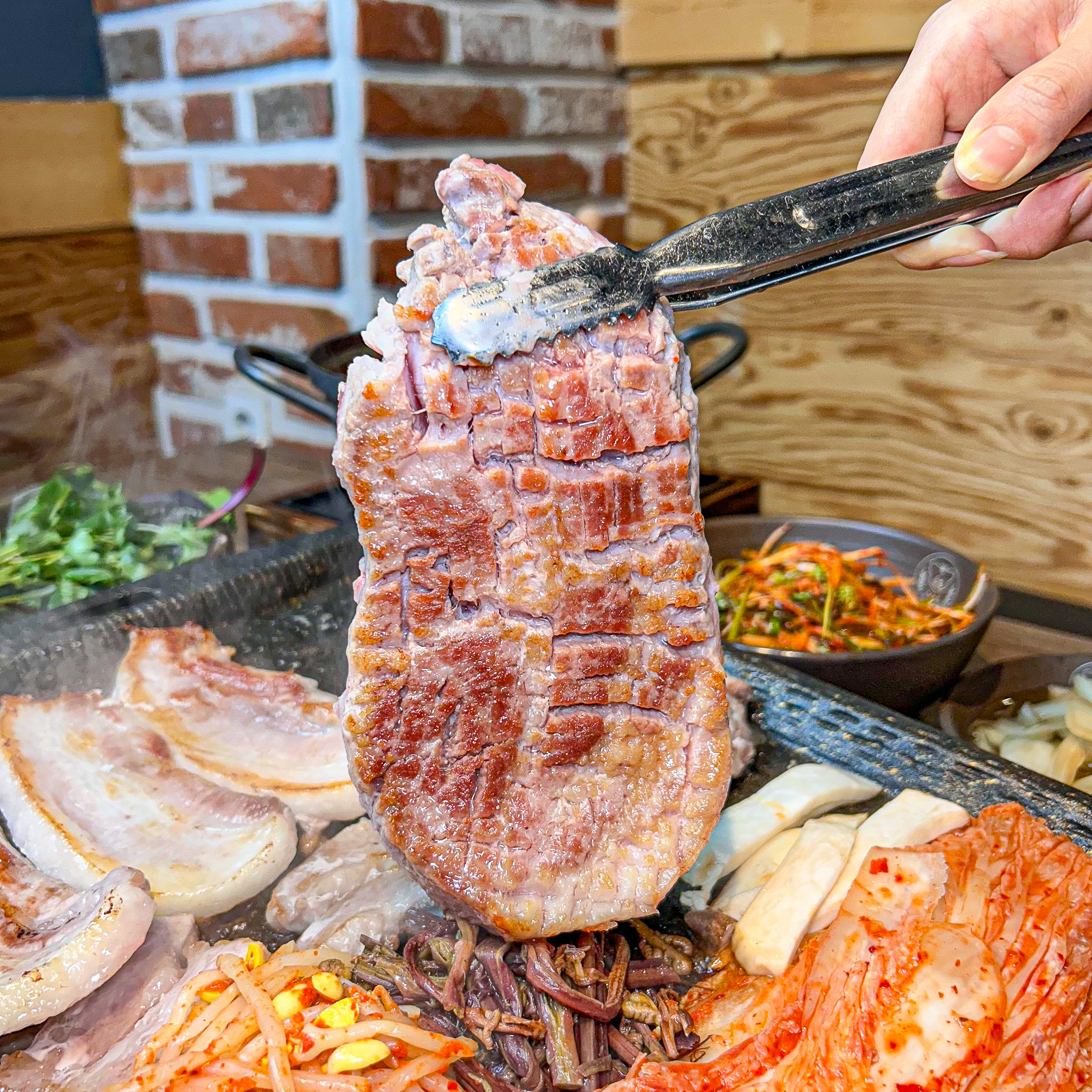 돈이 조아 본점