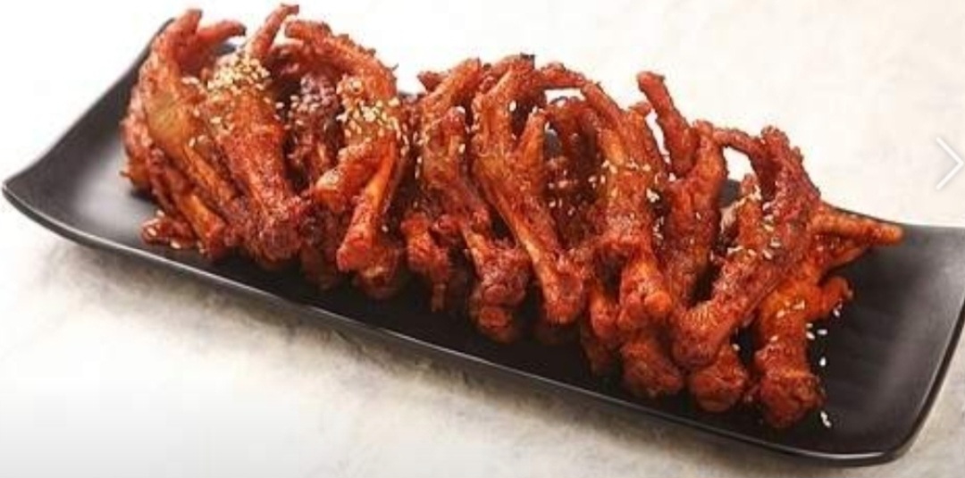 모범닭발&오돌뼈율전동맛집 성대점