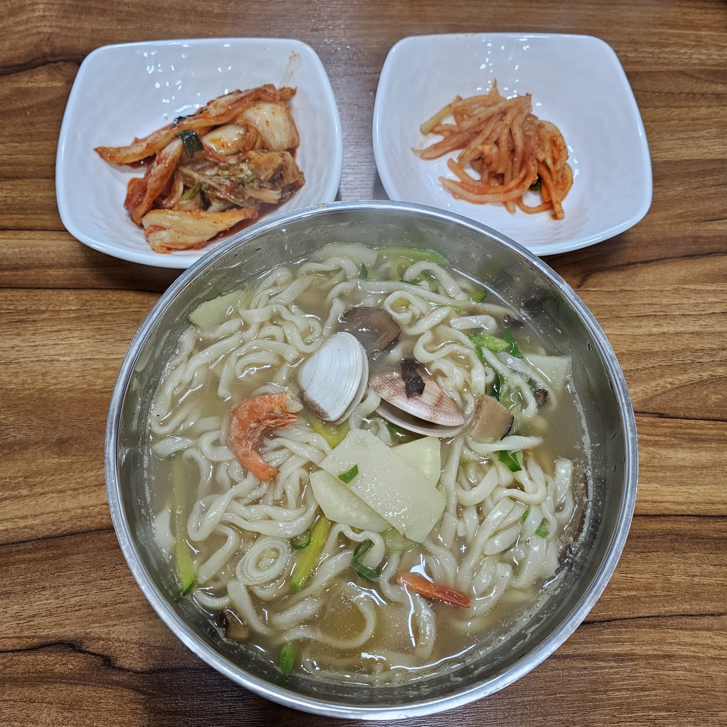 다모아칼국수