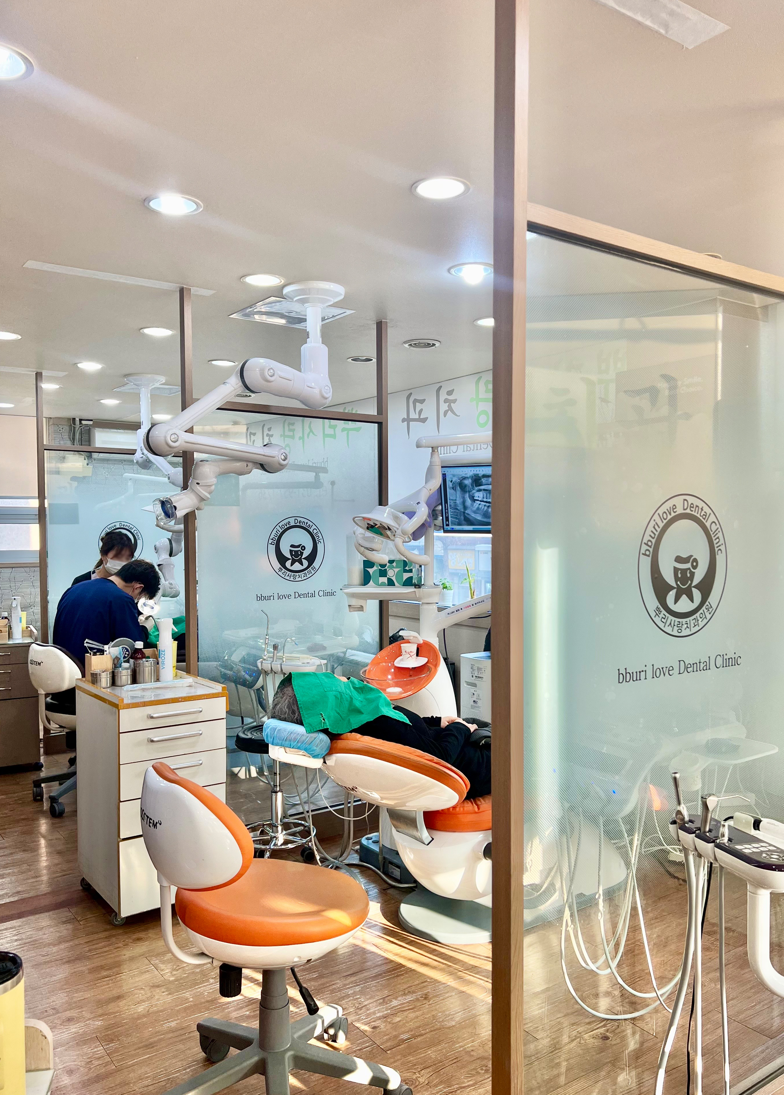 금촌뿌리사랑치과의원 대표 이미지