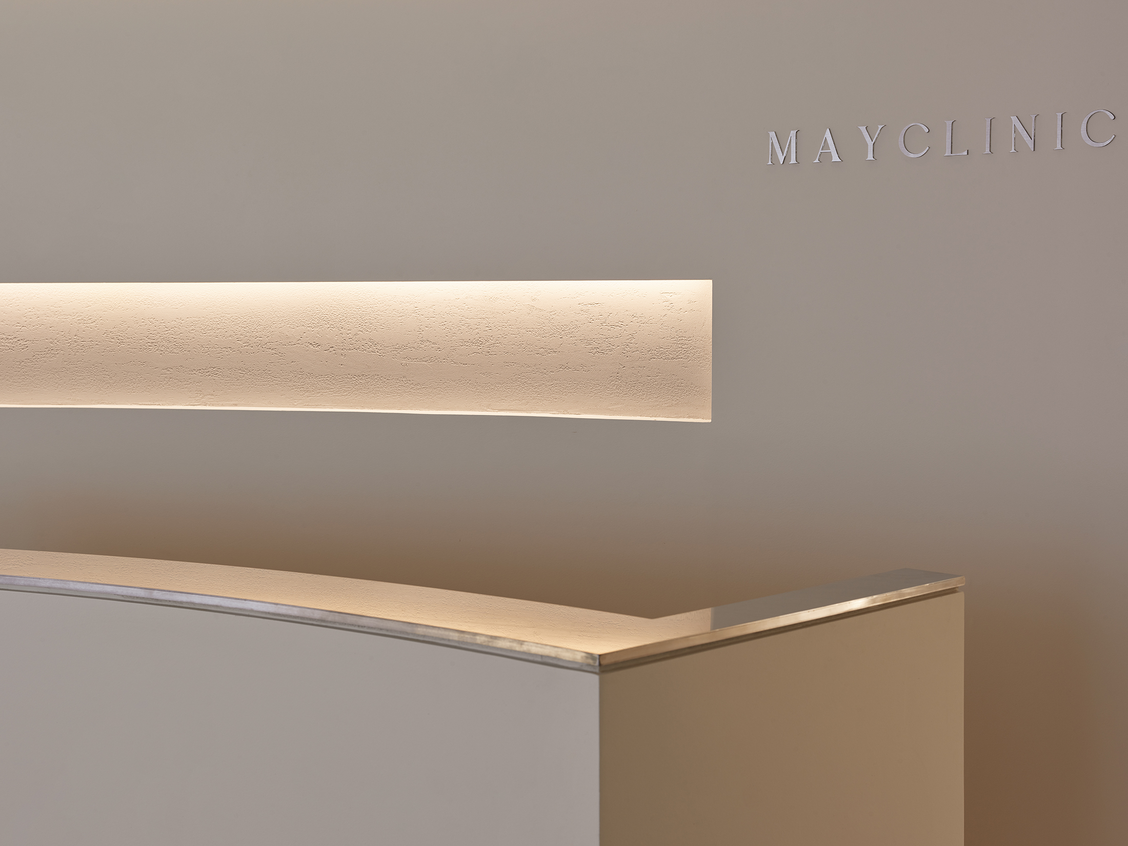 메이의원 대표 이미지