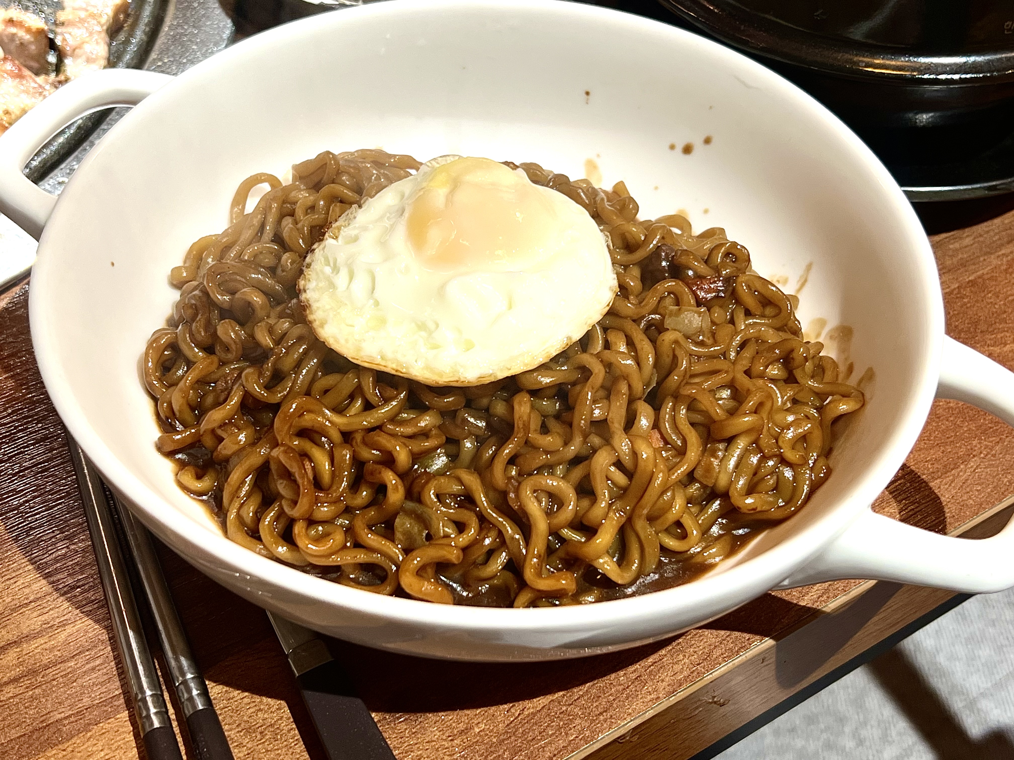 정숯불삼겹