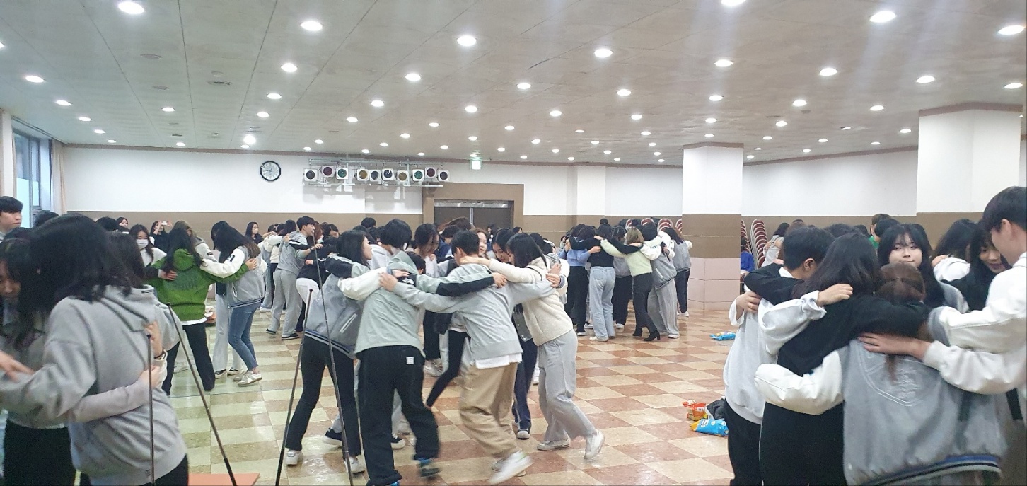 제이와이컴퍼니
