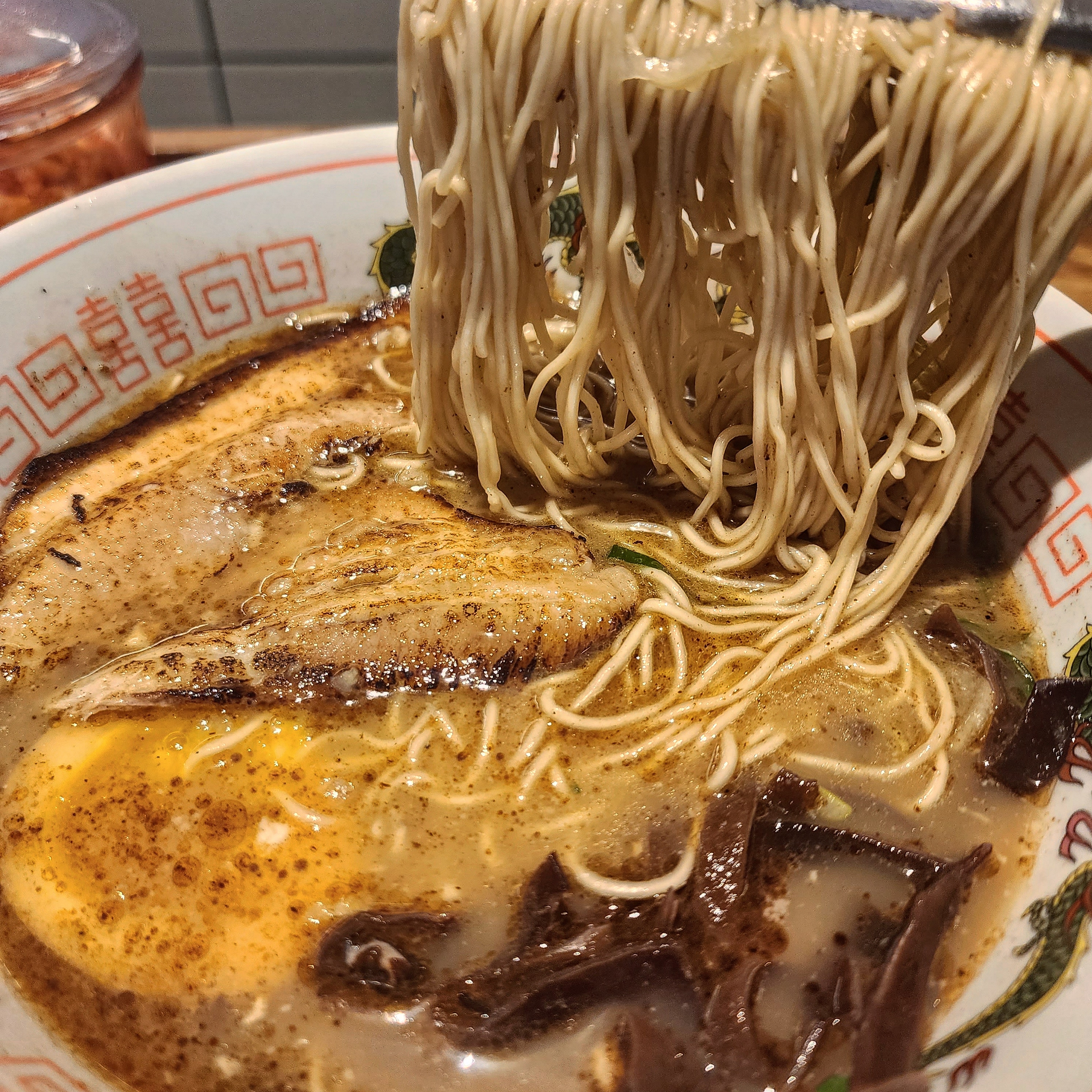 멘노아지 강남역신분당선점 사진 4