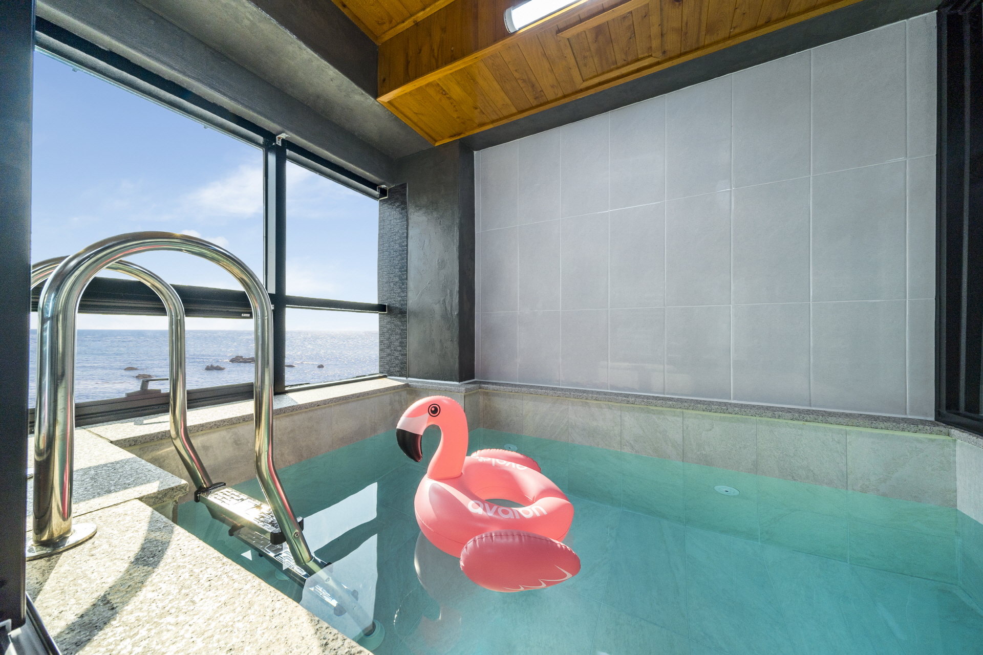 文武大王Kids Pool Villa
