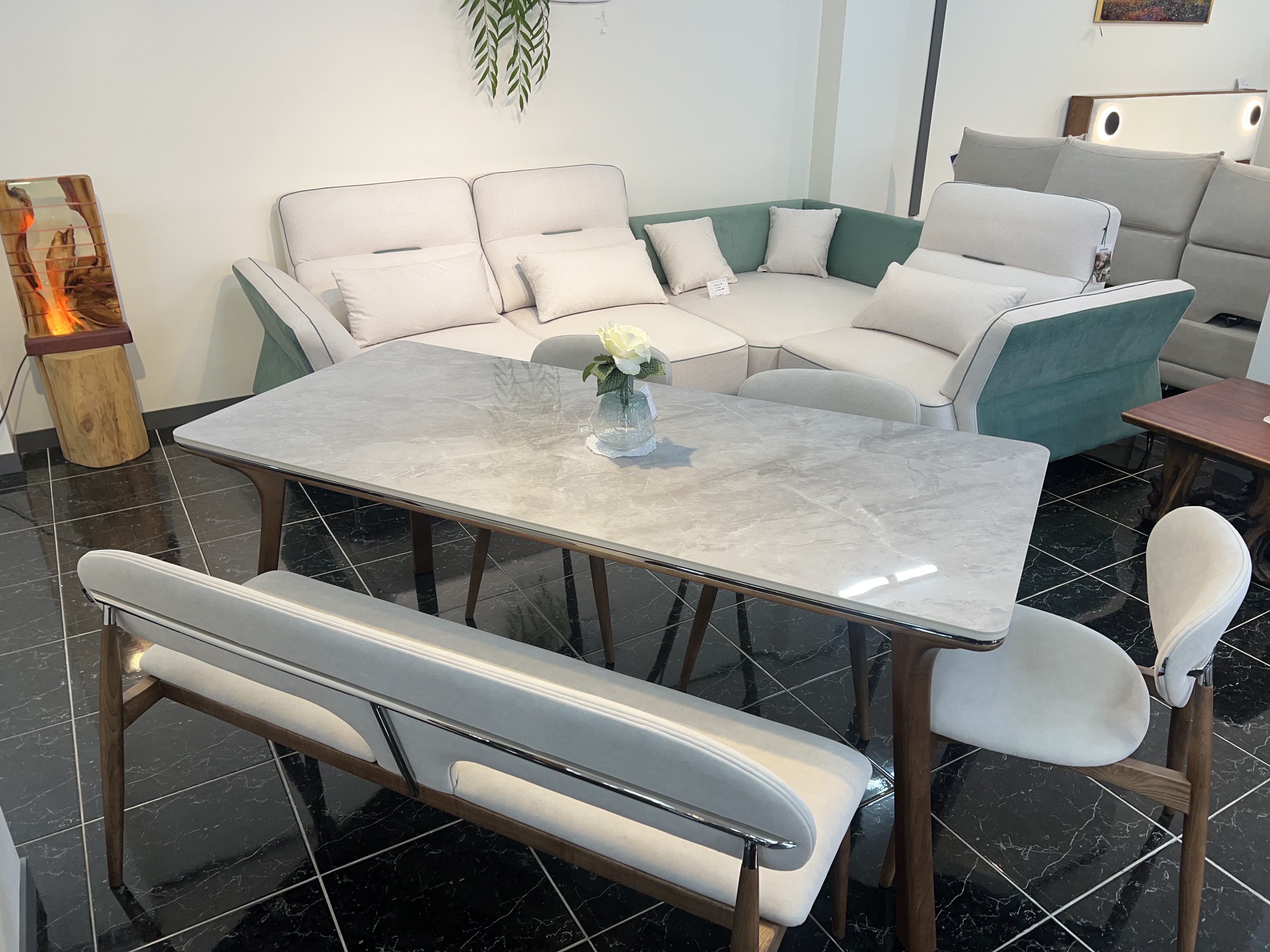 우리목재 더내추럴 대표 이미지