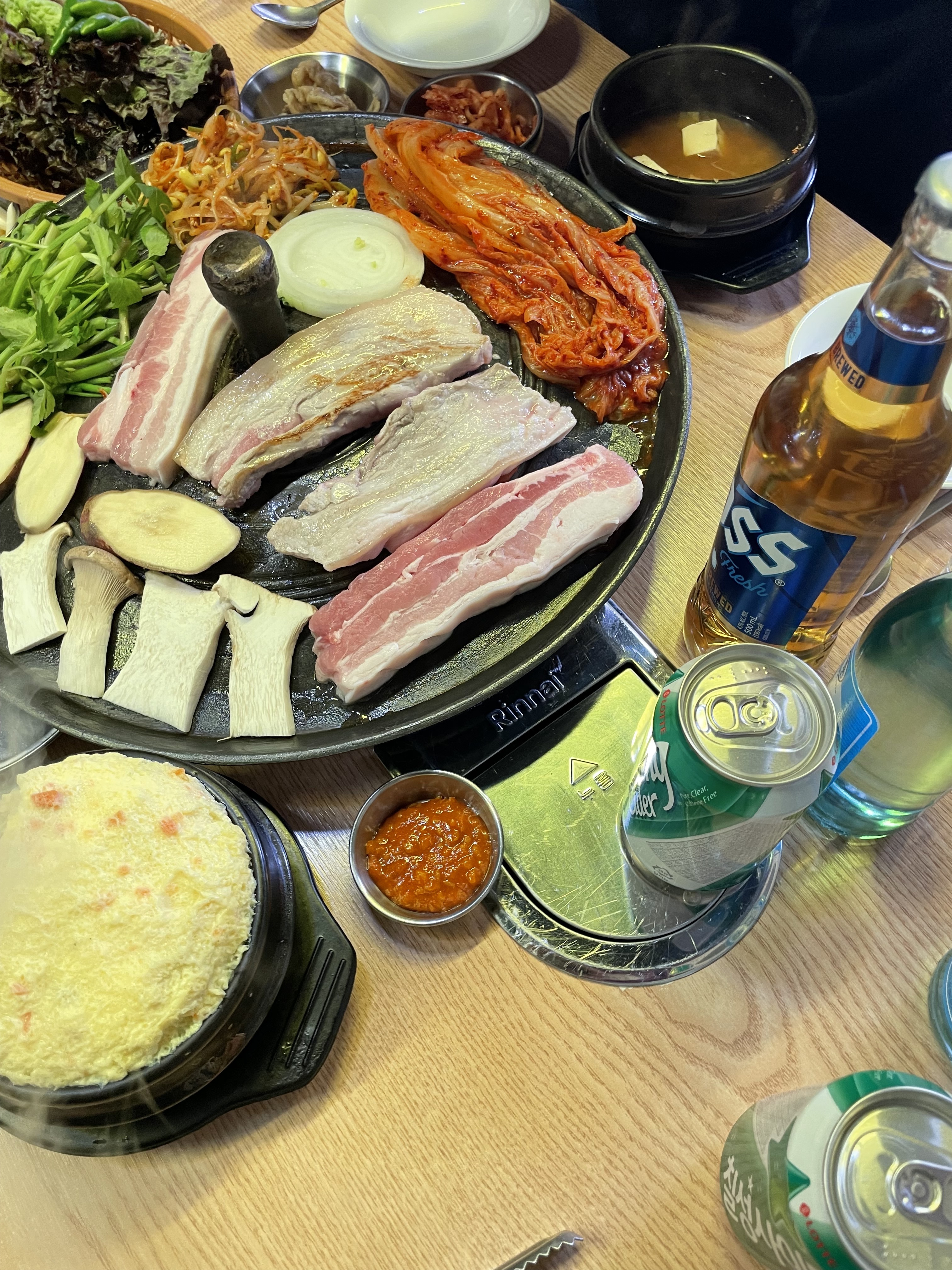 일산미나리솥뚜껑삼겹살