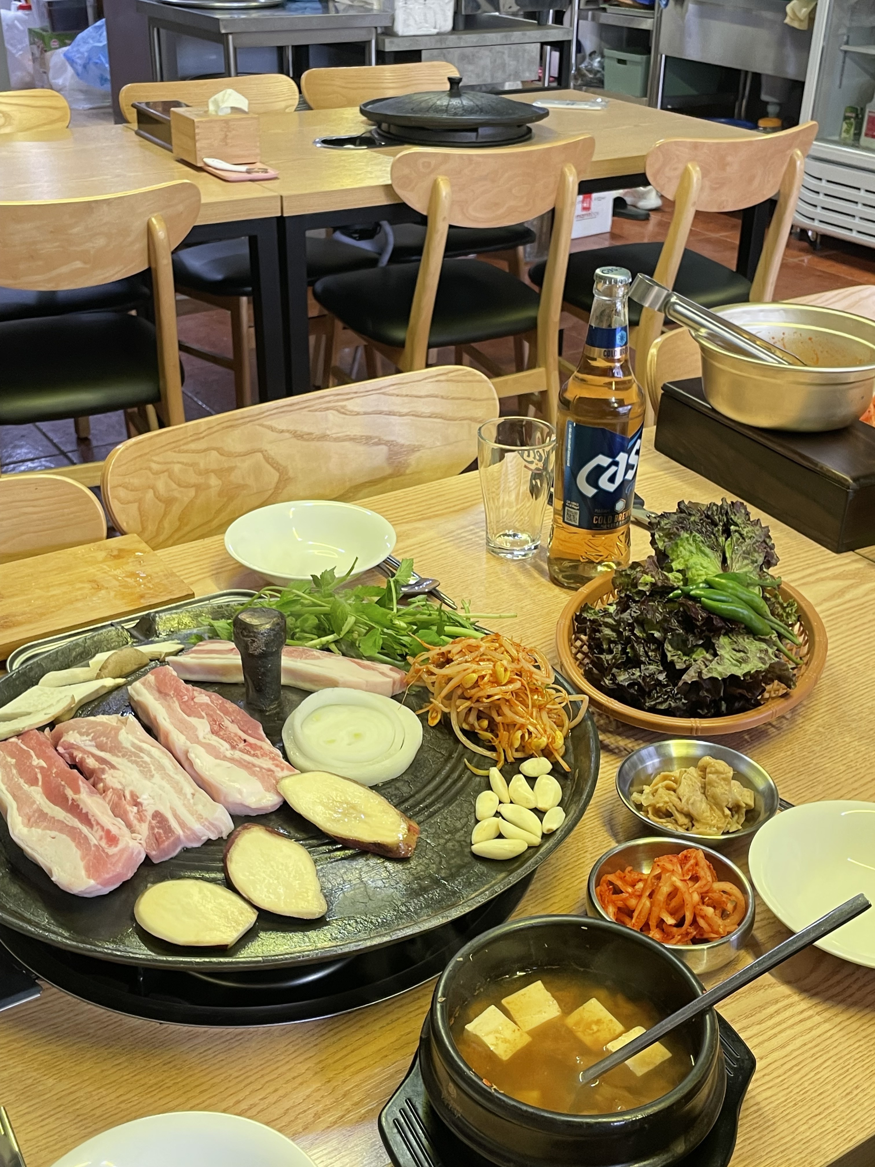 일산미나리솥뚜껑삼겹살
