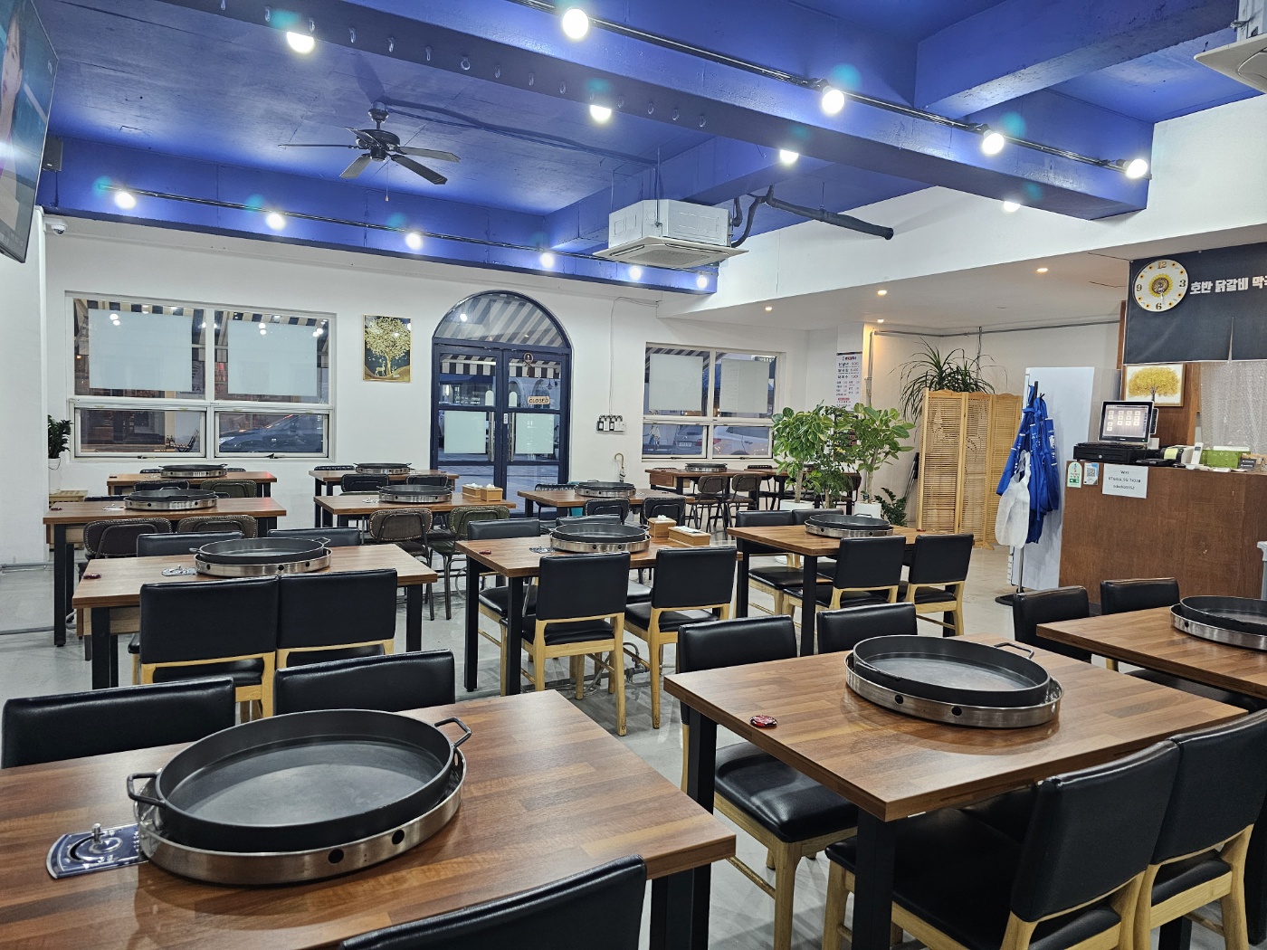 본가호반닭갈비막국수