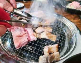 대가 숯불돼지갈비&떡갈비