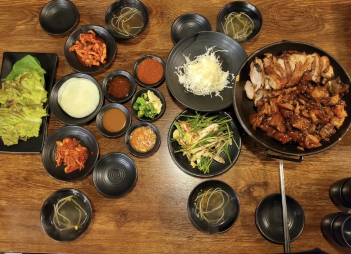 정가네화덕구이족발 강릉점