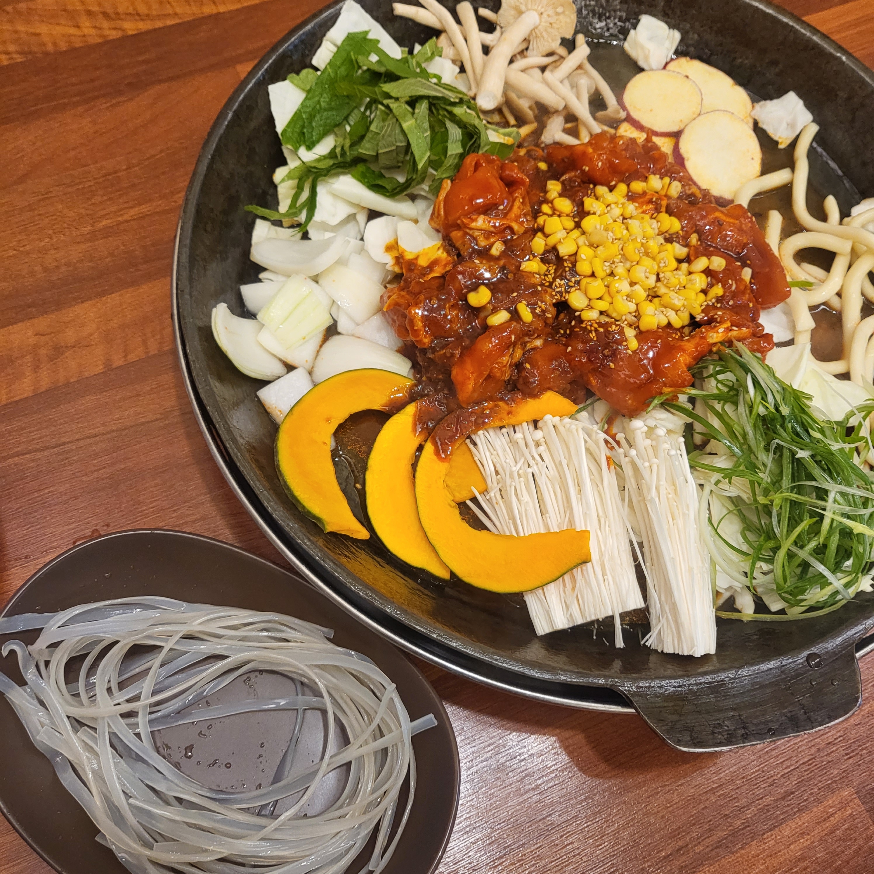 마녀의닭갈비 광주 용봉점