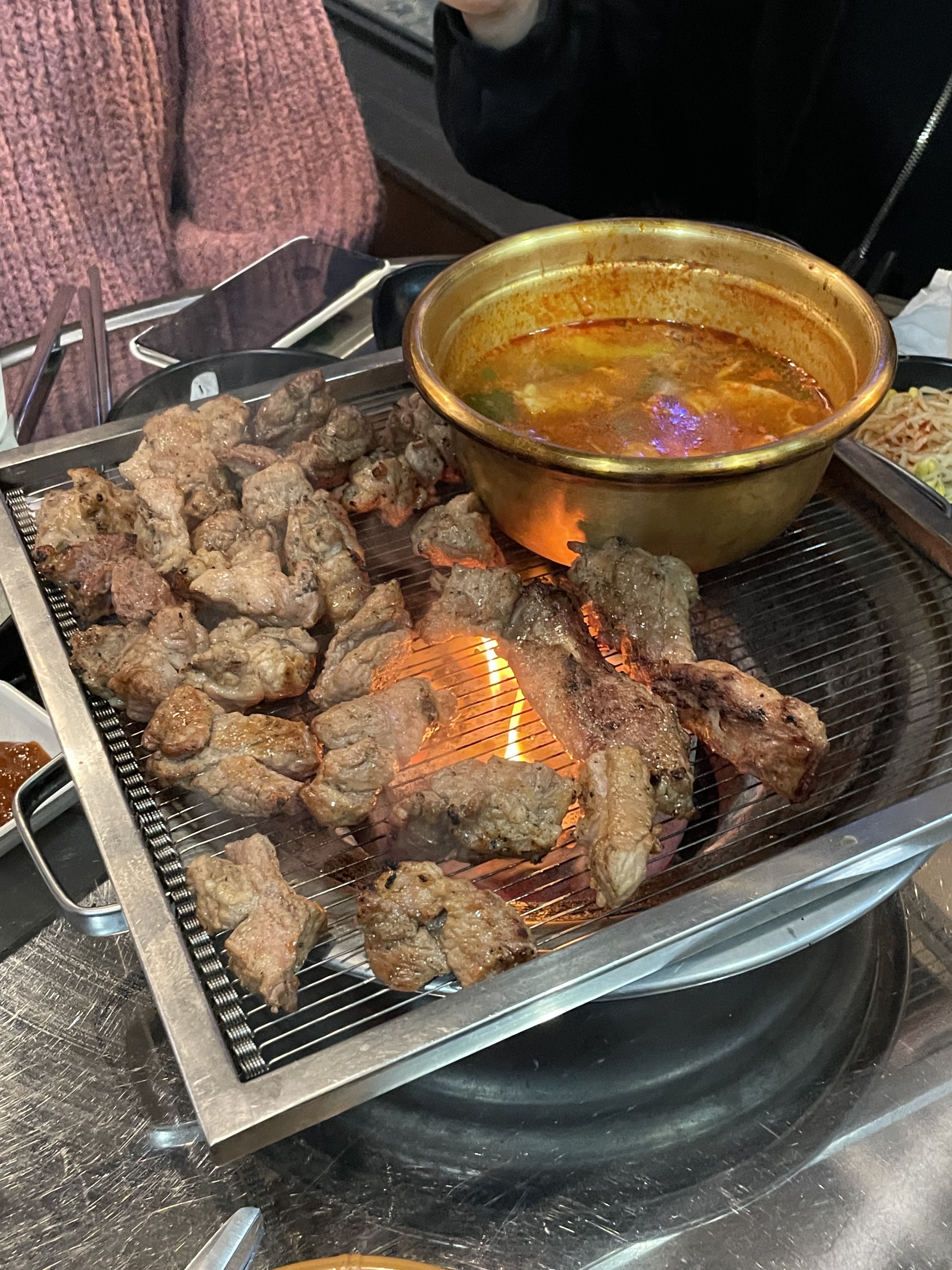 연탄돼지갈비