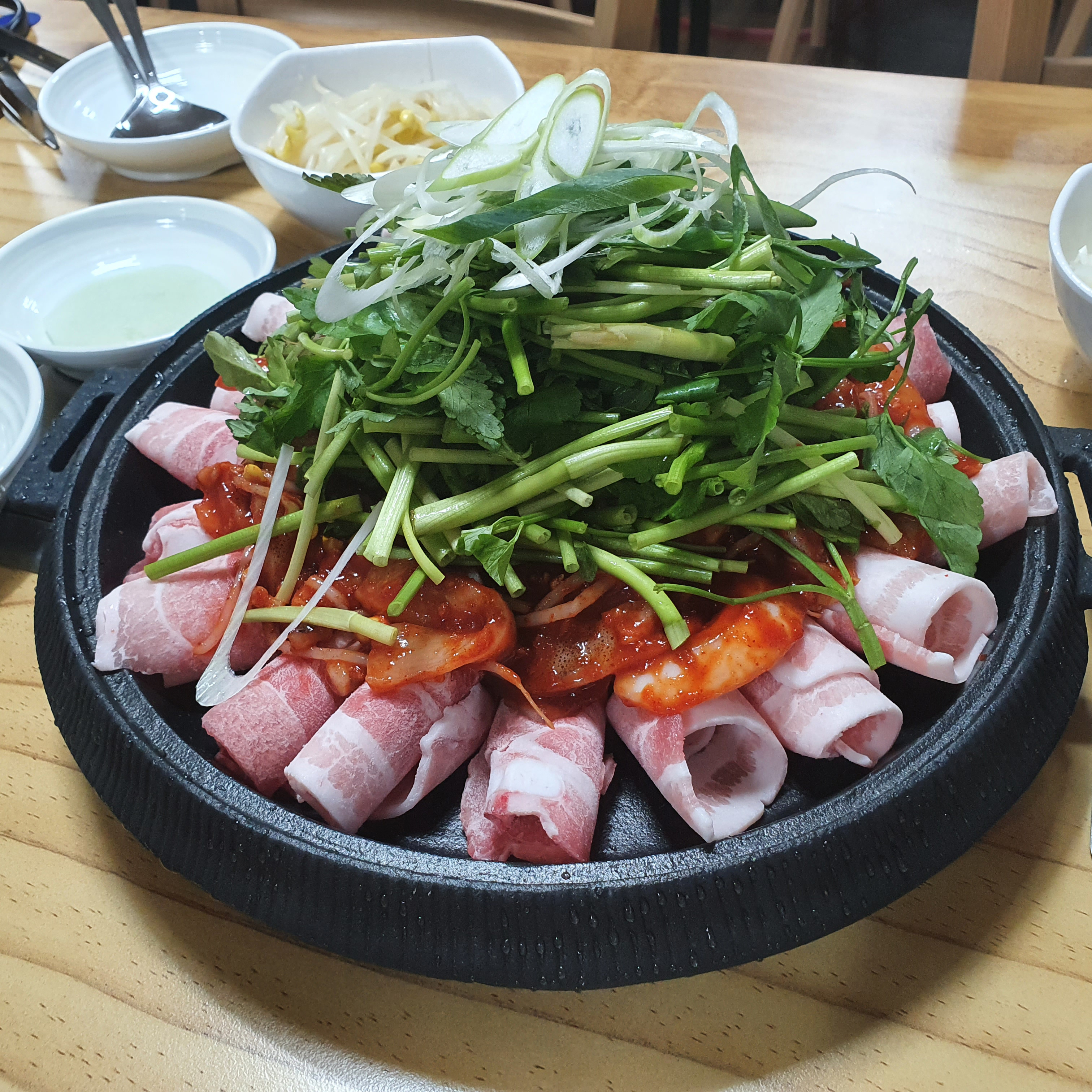 웅배네식당