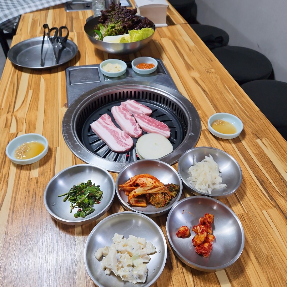 고향집숯불왕갈비