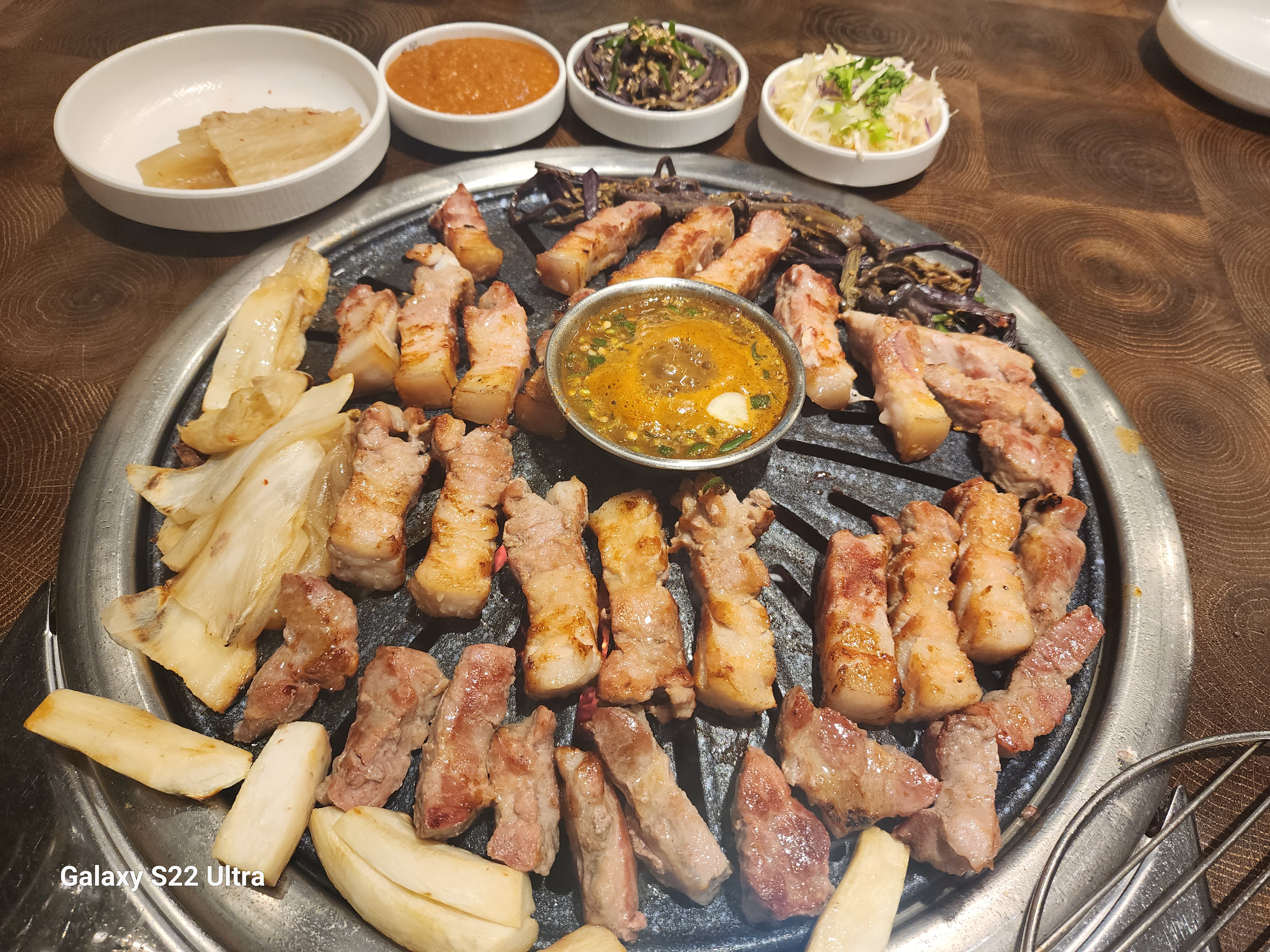 육팡삼겹살 대전오류동점