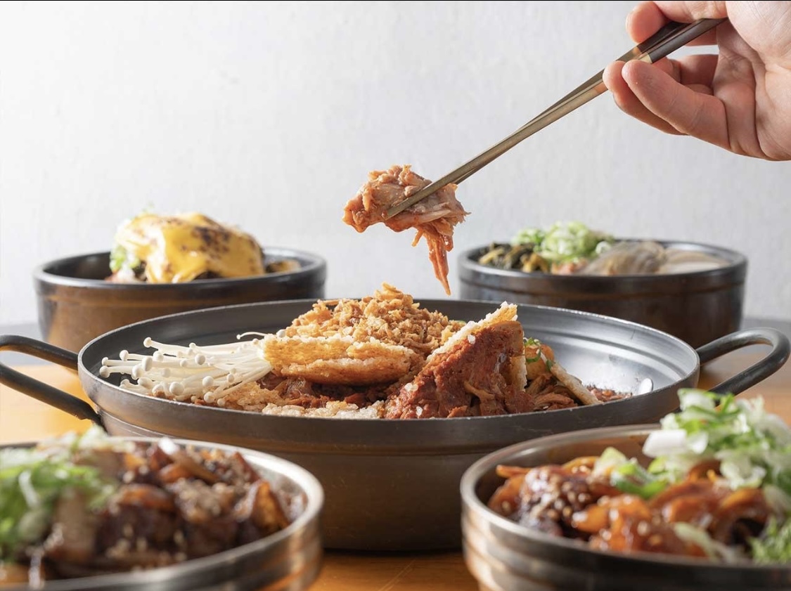 사랑방 뼈해장국 & 솥뚜껑 삼겹살